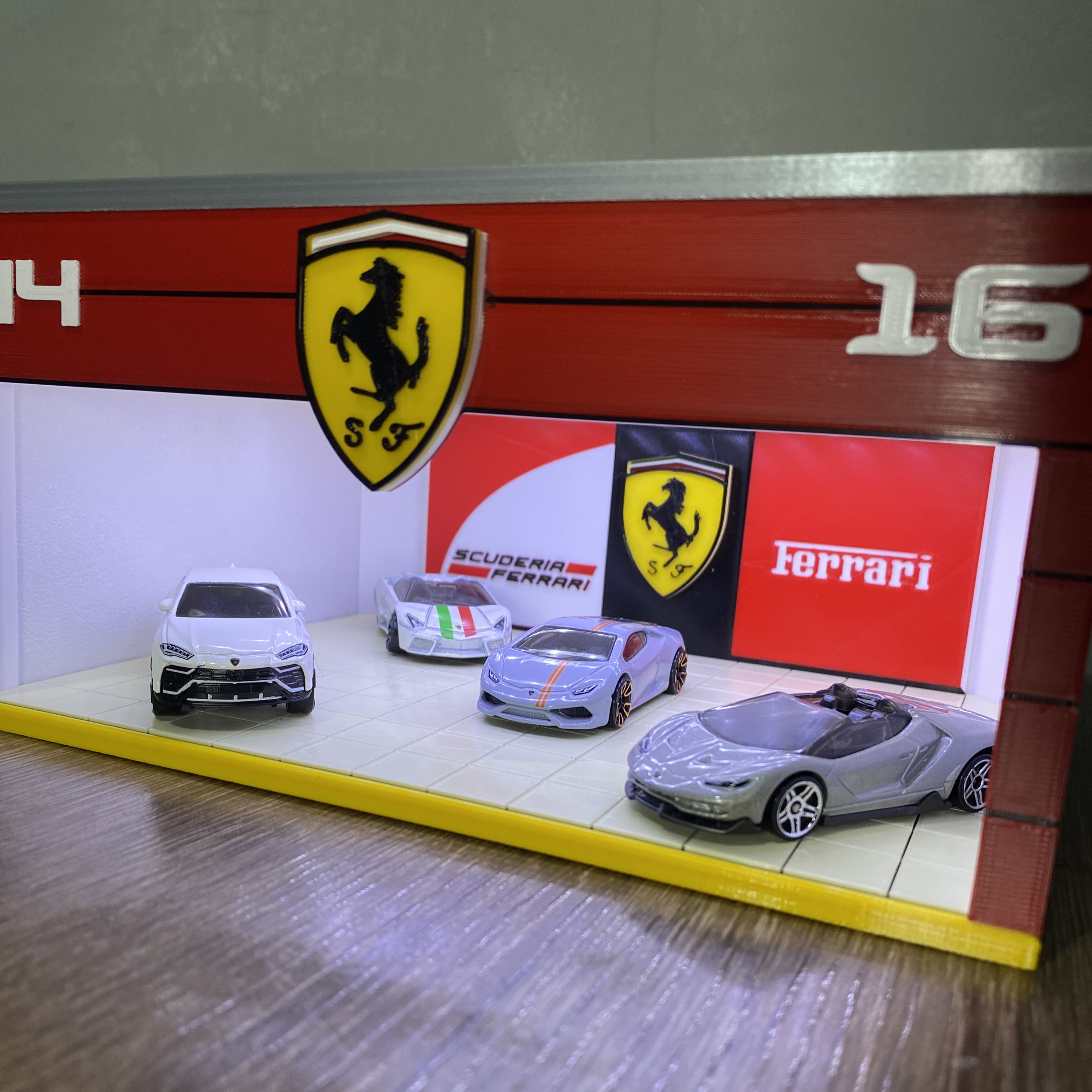 Diorama 1:64 Garage Ferrari by BrunoSoares | Download free STL model ...