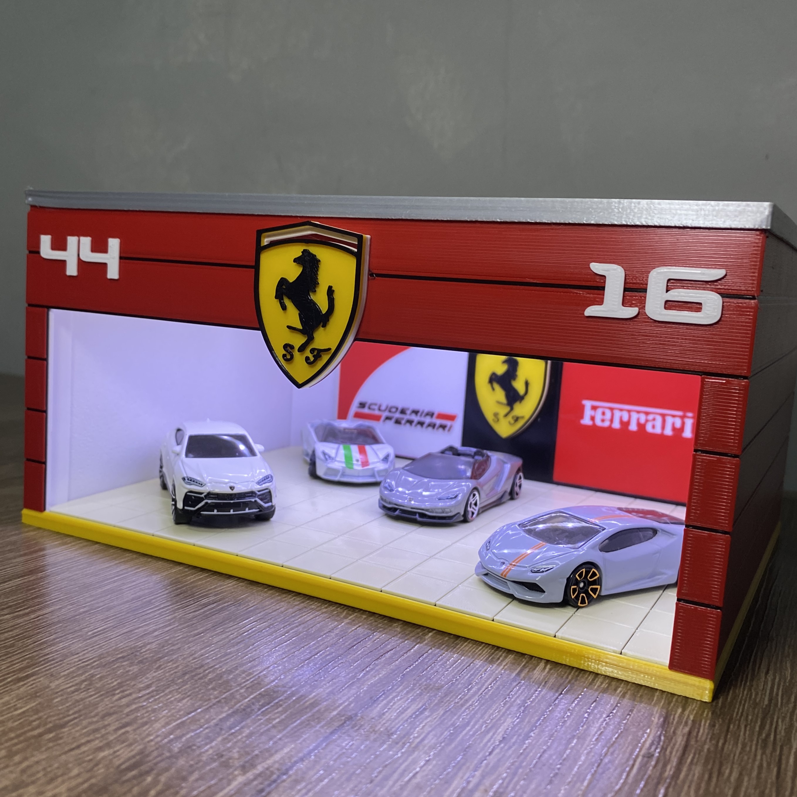 Diorama 1:64 Garage Ferrari by BrunoSoares | Download free STL model ...