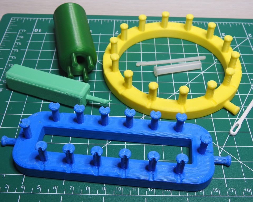 Customizable Looms & Tools (OpenSCAD)