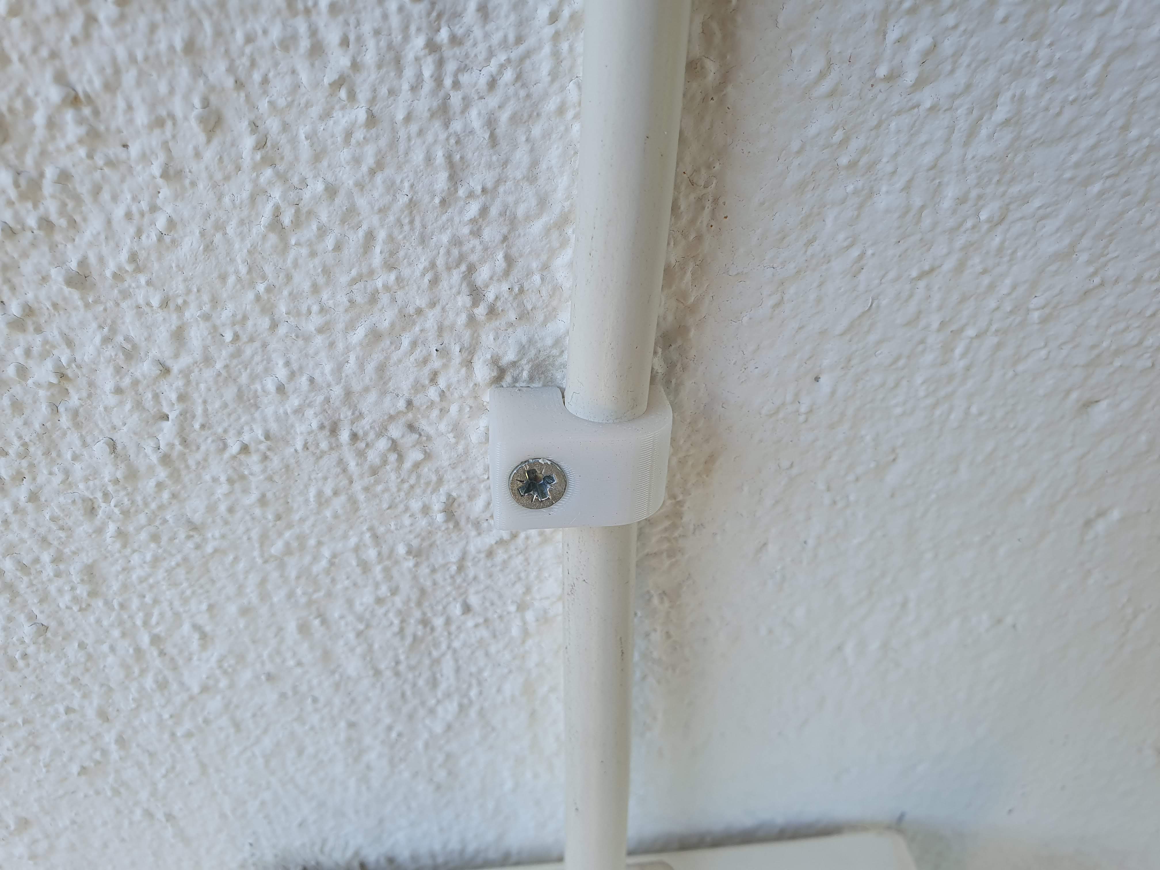 Cable clamp 10mm