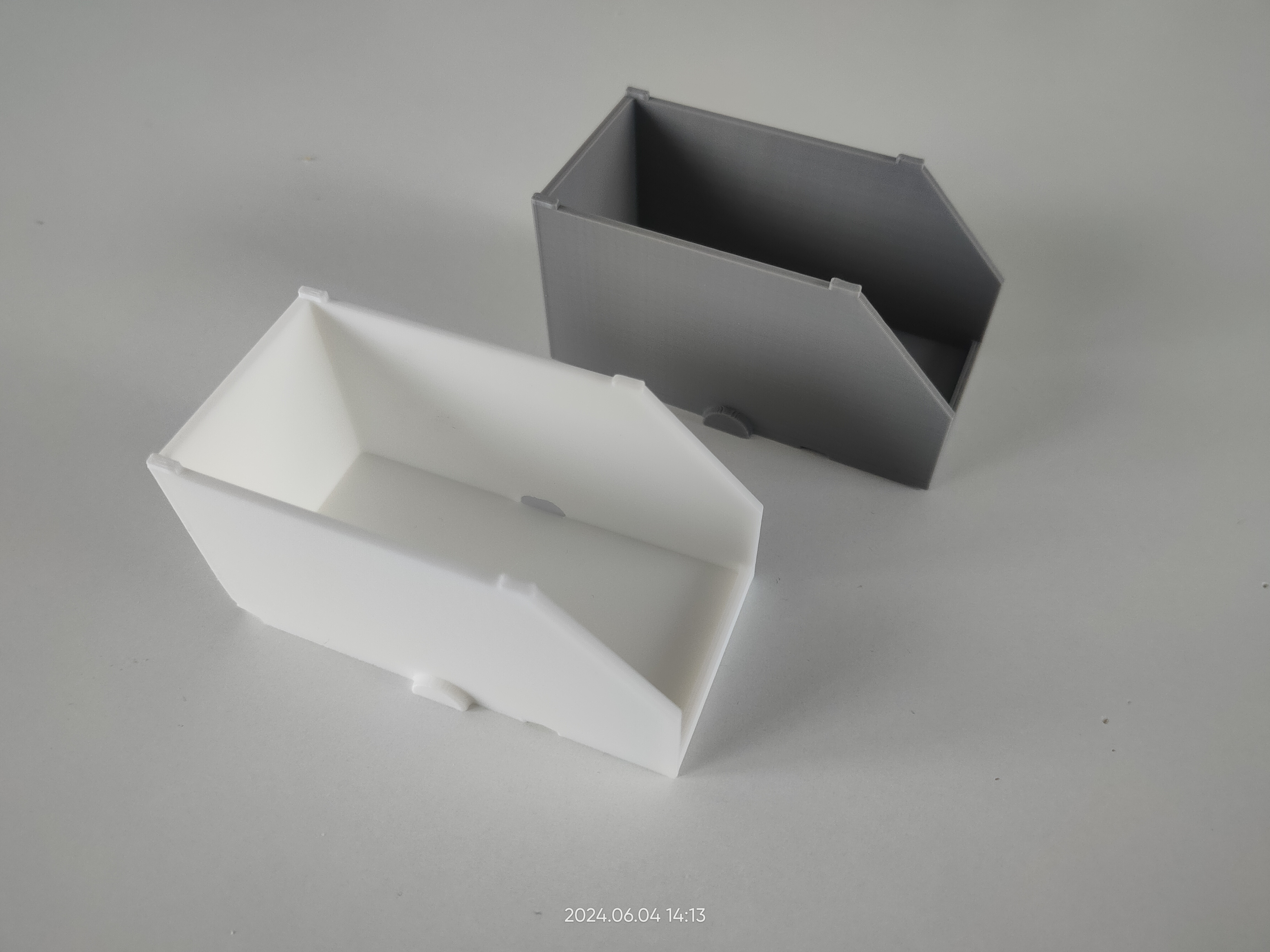 Modular Display Box for Small Model Cars - garage — thumbnail 2