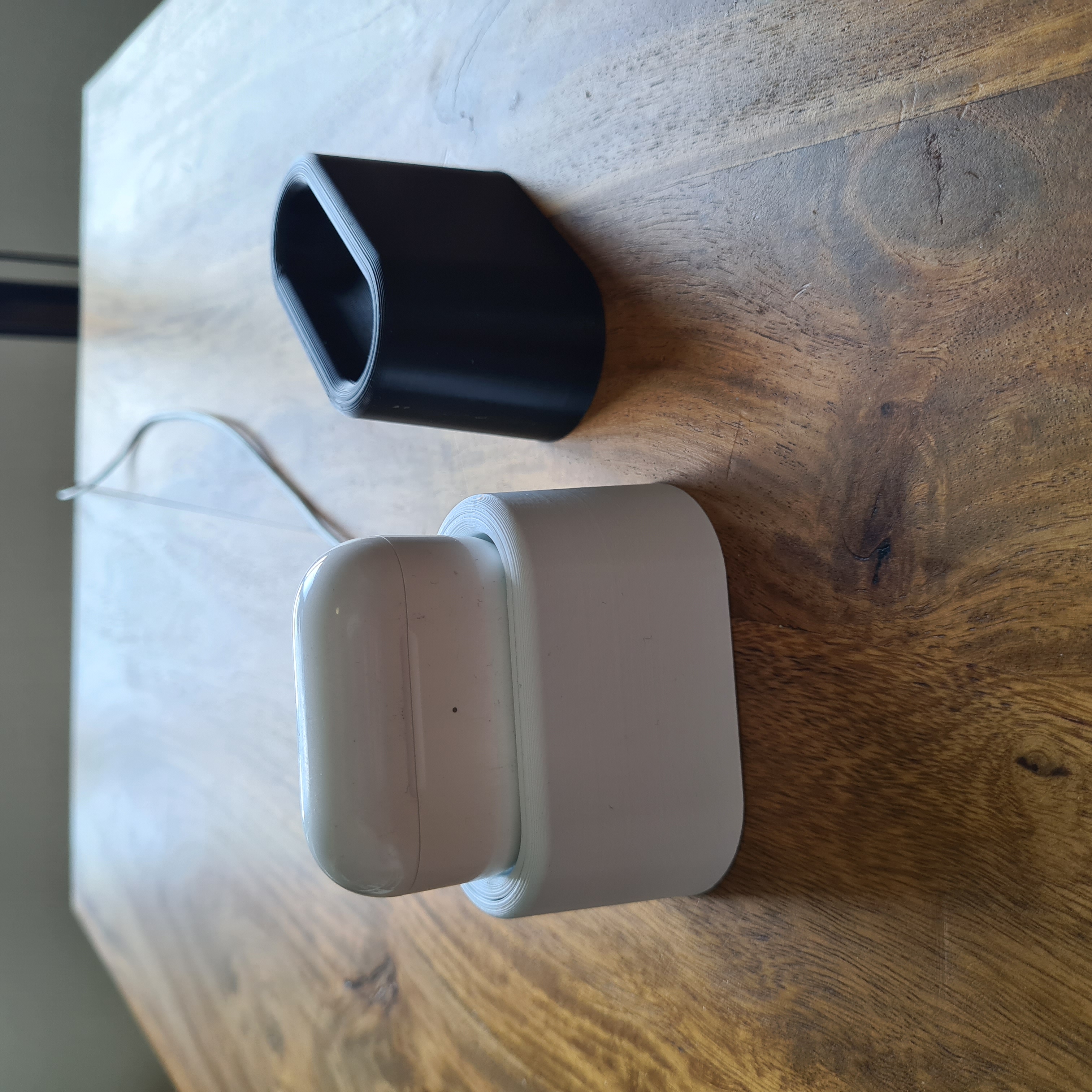 Apple AirPods Pro Charging dock station