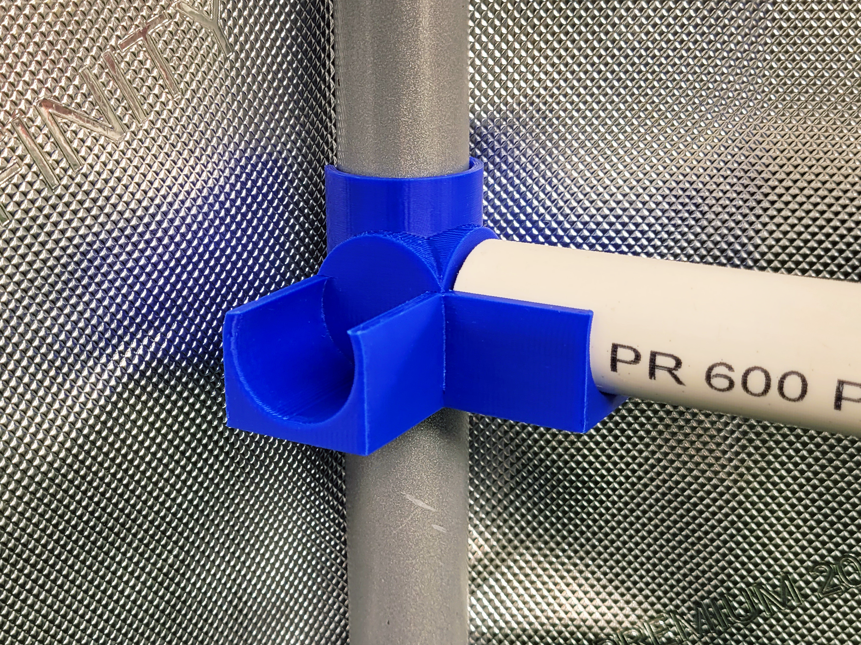 22 mm tent pole (AC Infinity) to 1/2