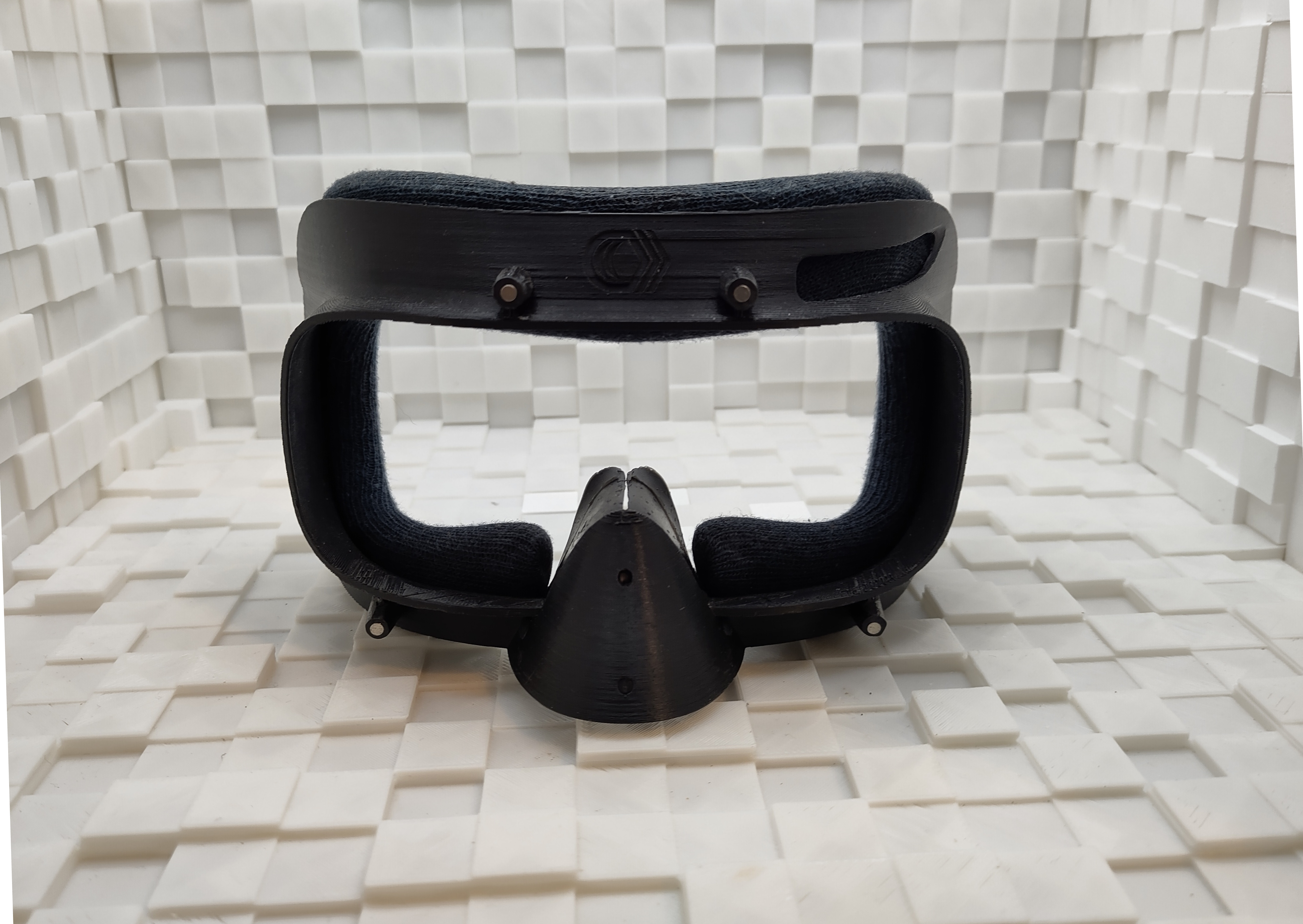 ReFOVeR: HP Reverb G2 facial interface