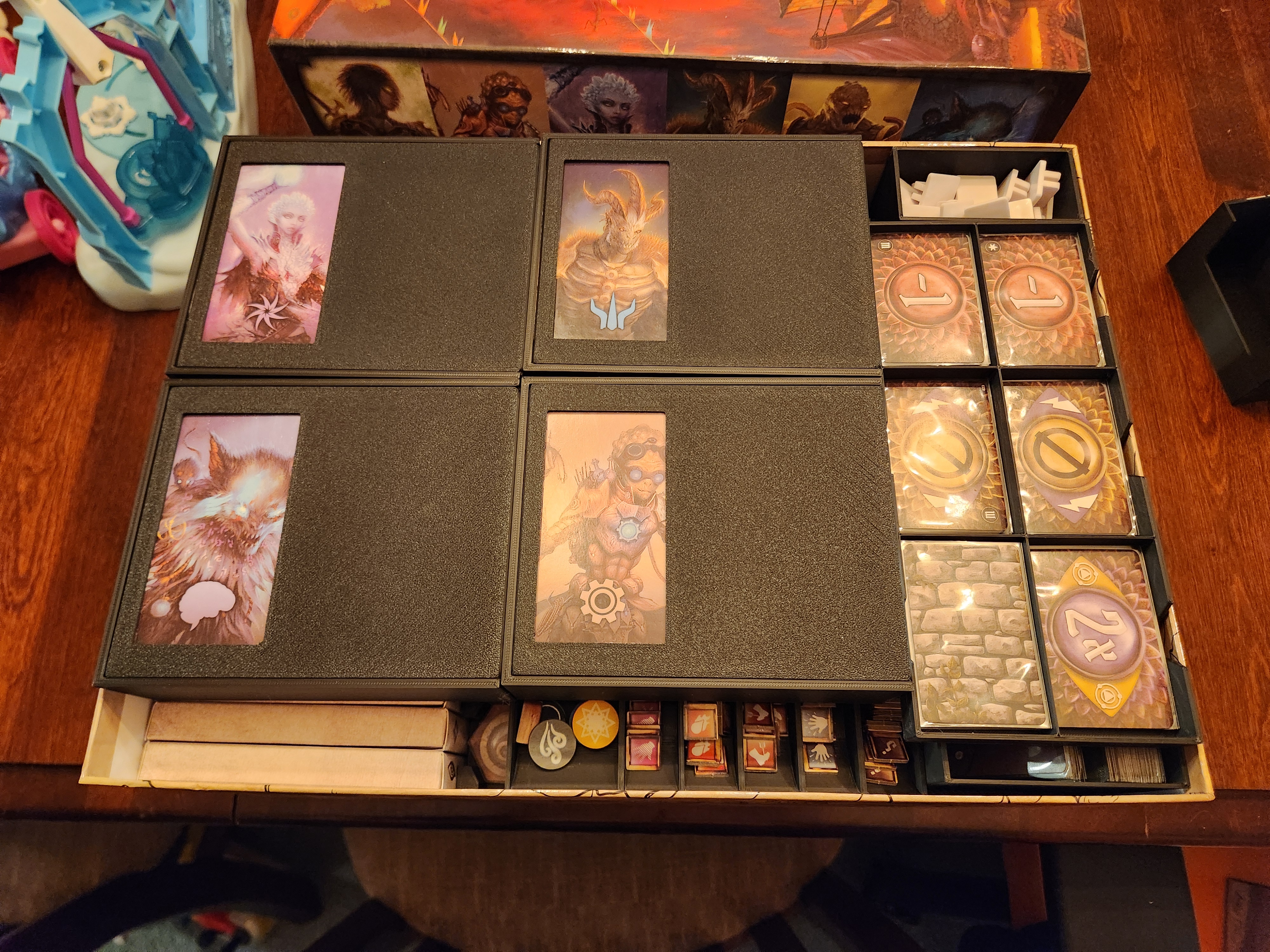 Miniatura 16 do modelo 3D Gloomhaven Storage Insert