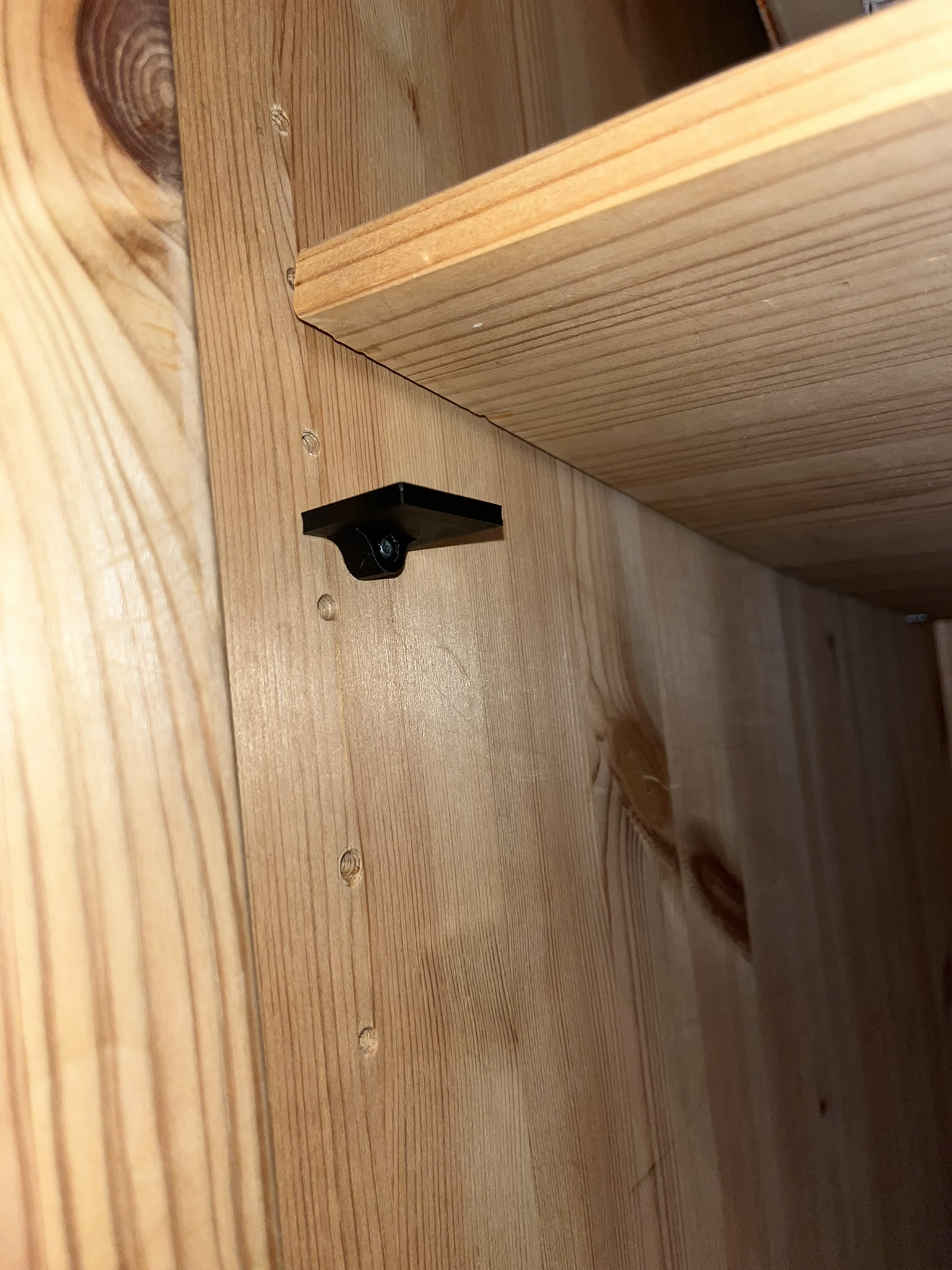 Miniatura 4 do modelo 3D Shelf Support Bracket