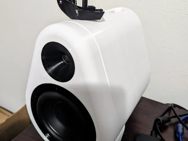 FDM4 Loudspeakers by Deposition Sound
