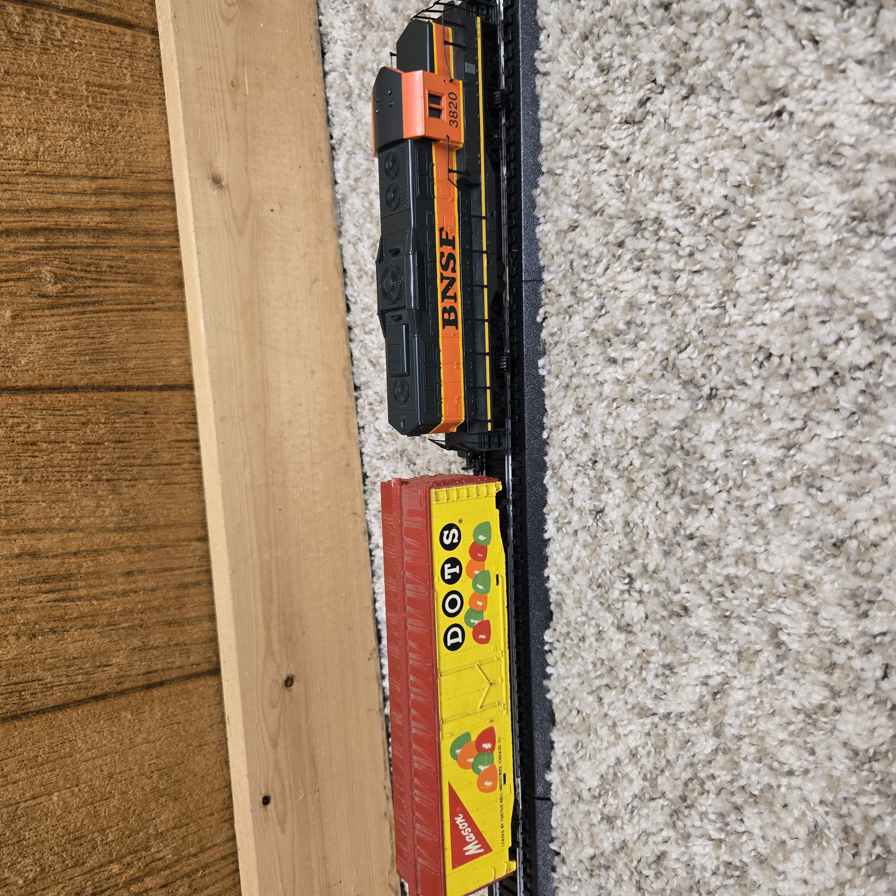 Miniatura 2 do modelo 3D Ho scale train coupler