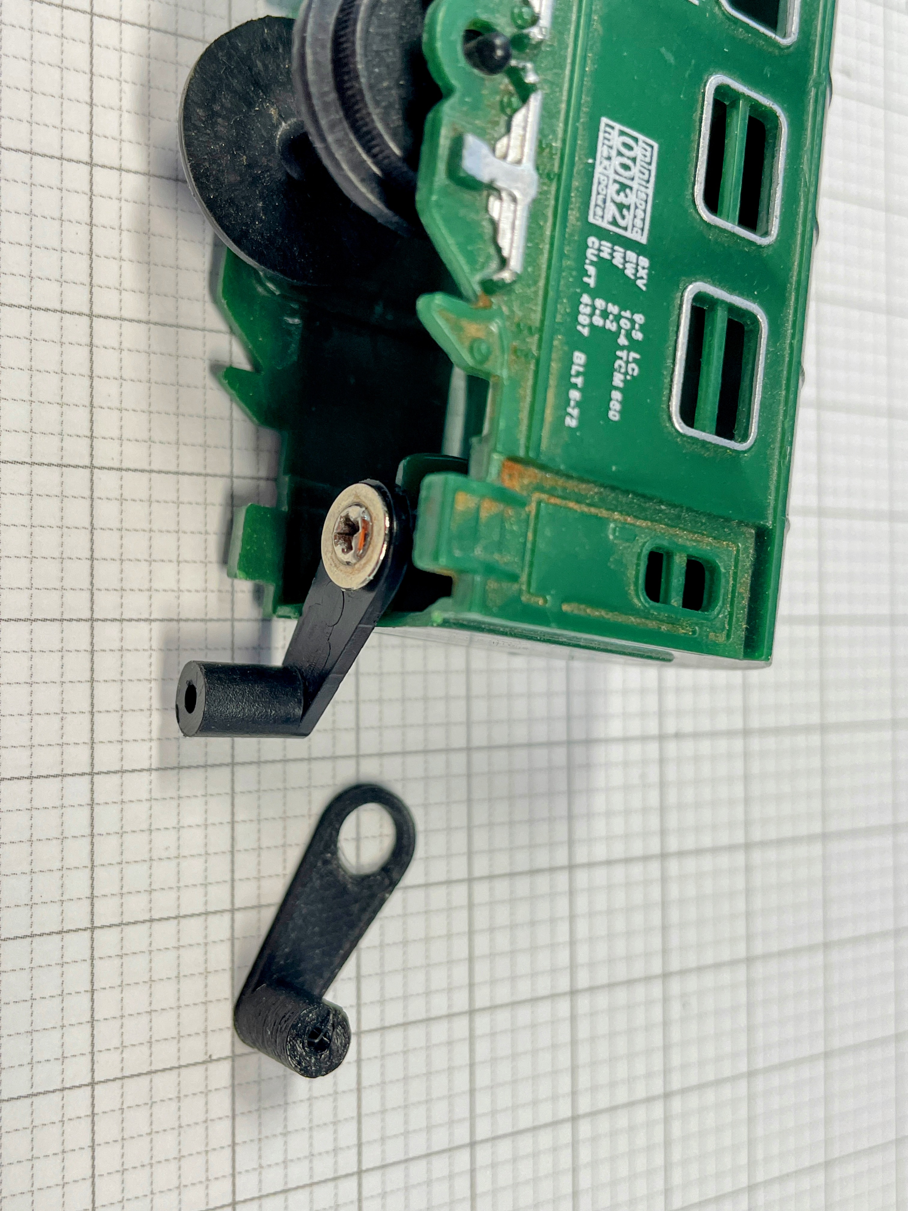 Rail King Coupler - Replacement Part for Train Set