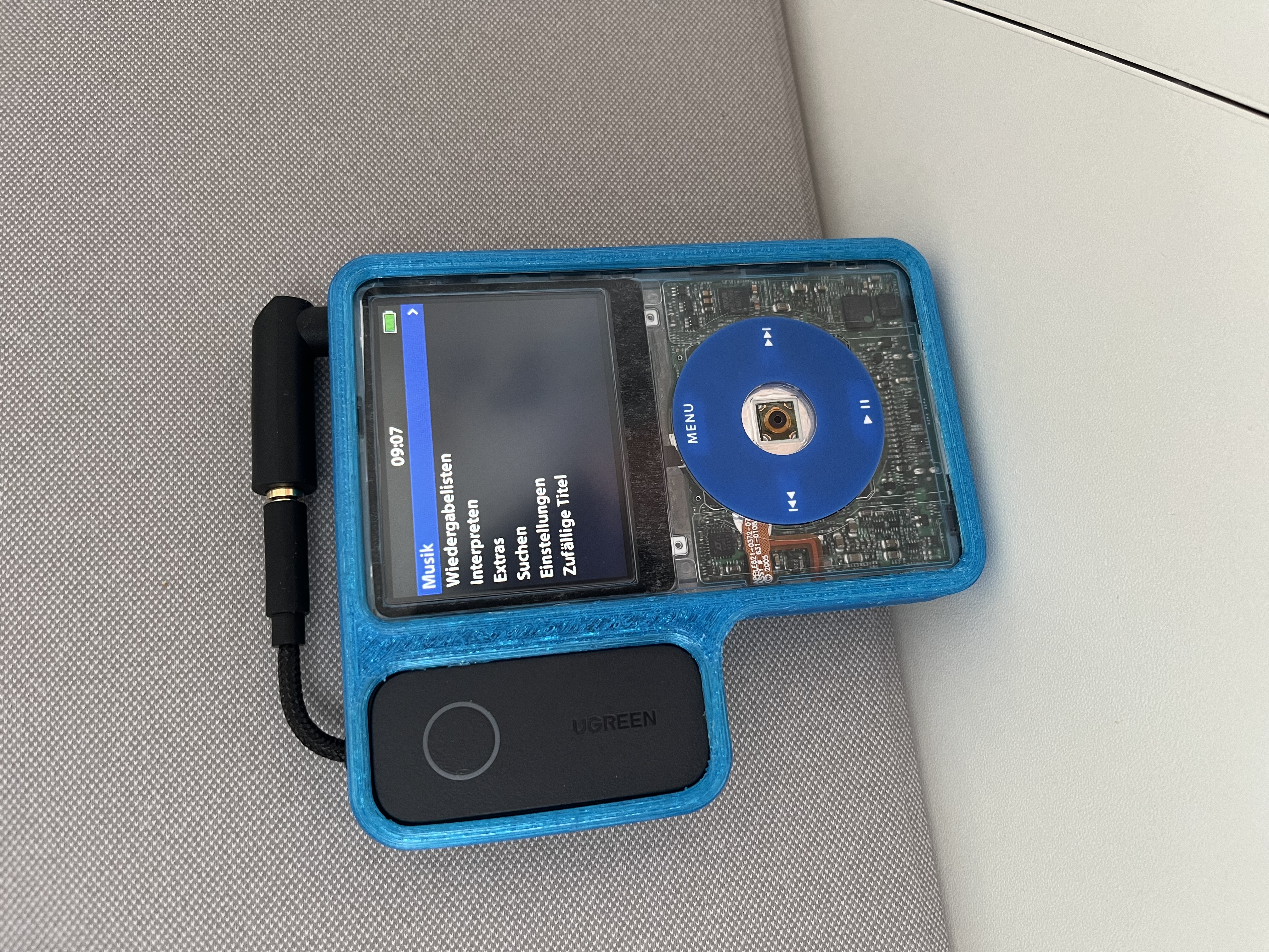 Apple iPod Classic 5 Case with UGreen Bluetooth Sender Holder (+MagSafe)