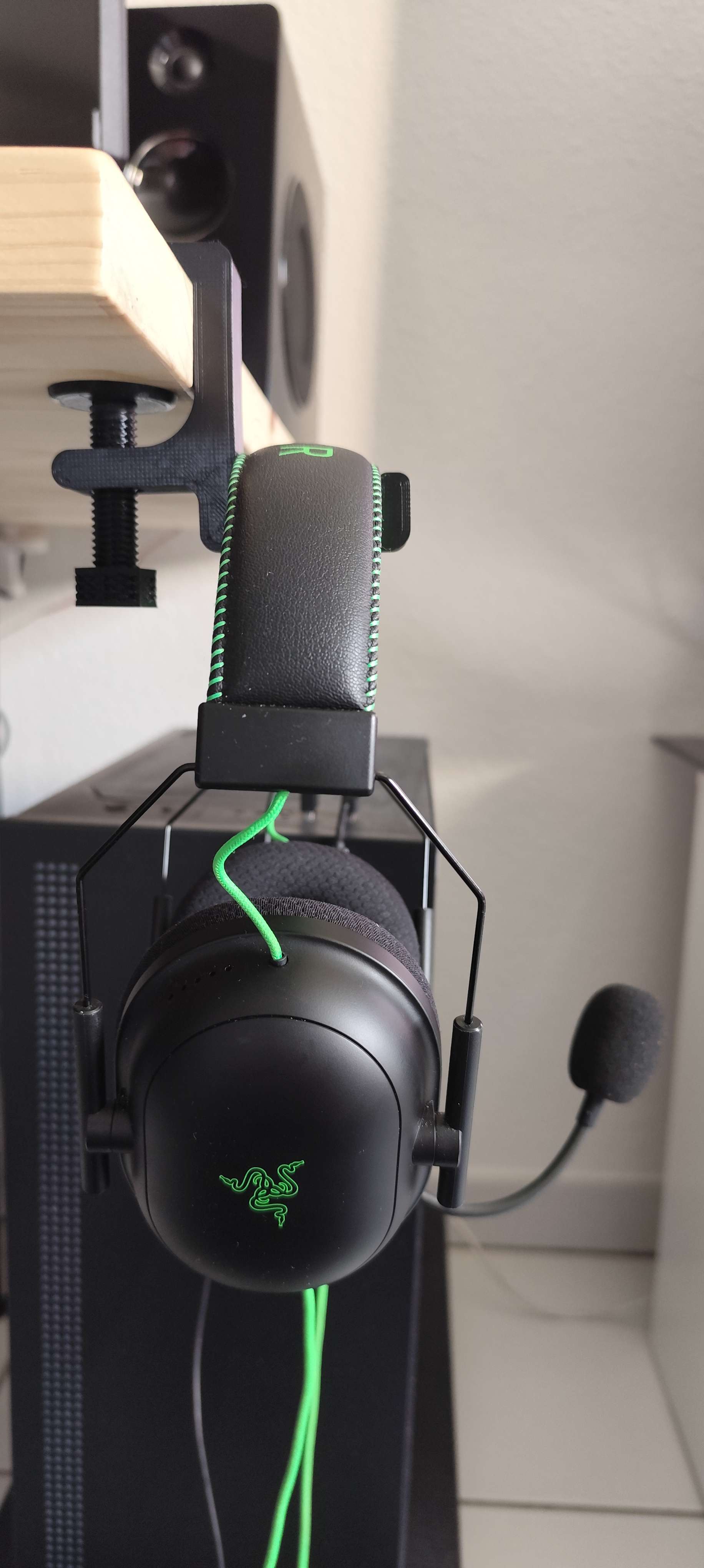 Miniatura 3 do modelo 3D Screwable headset holder