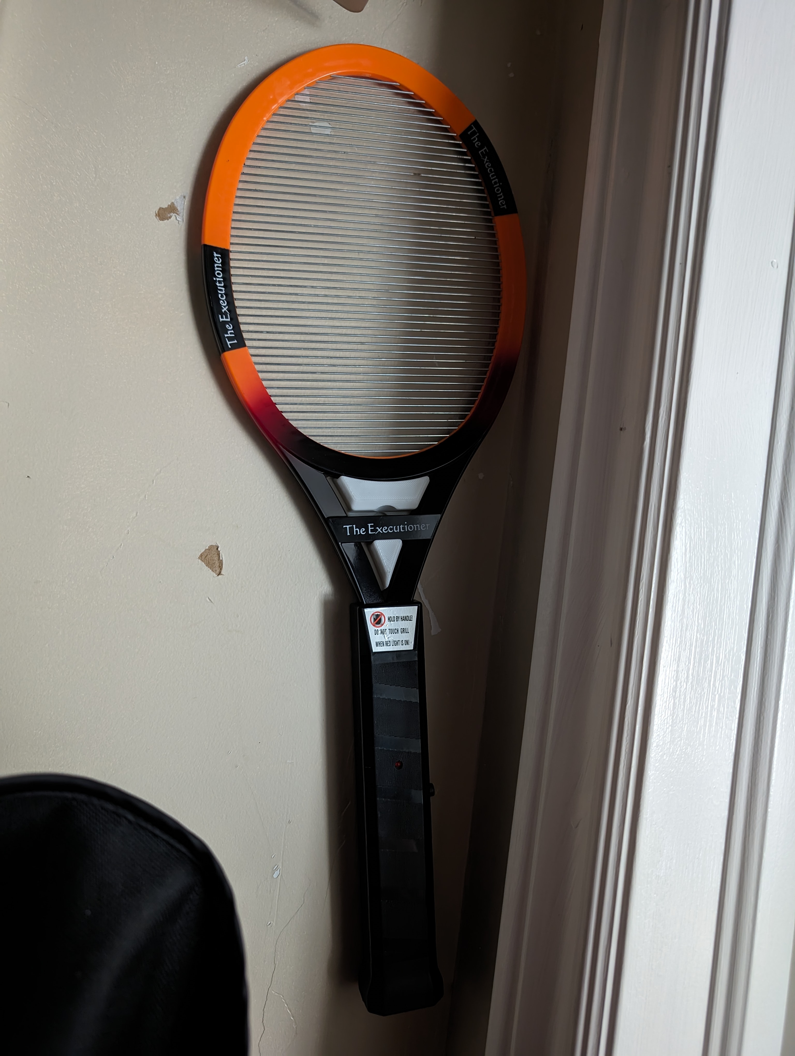 "The Executioner" Fly Swatter Wall Mount by DV Download free STL