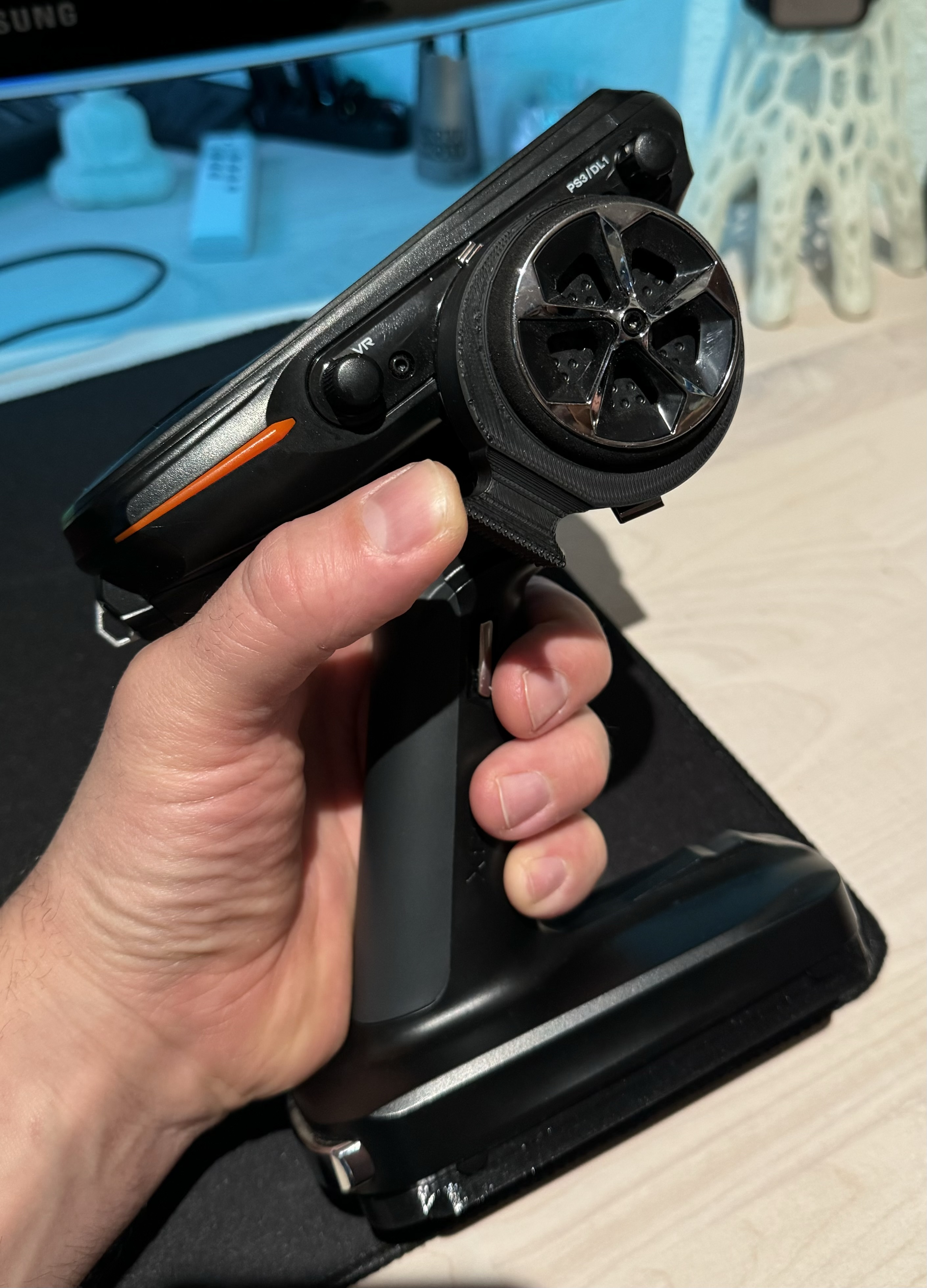 RC8X Einhand Steuerung