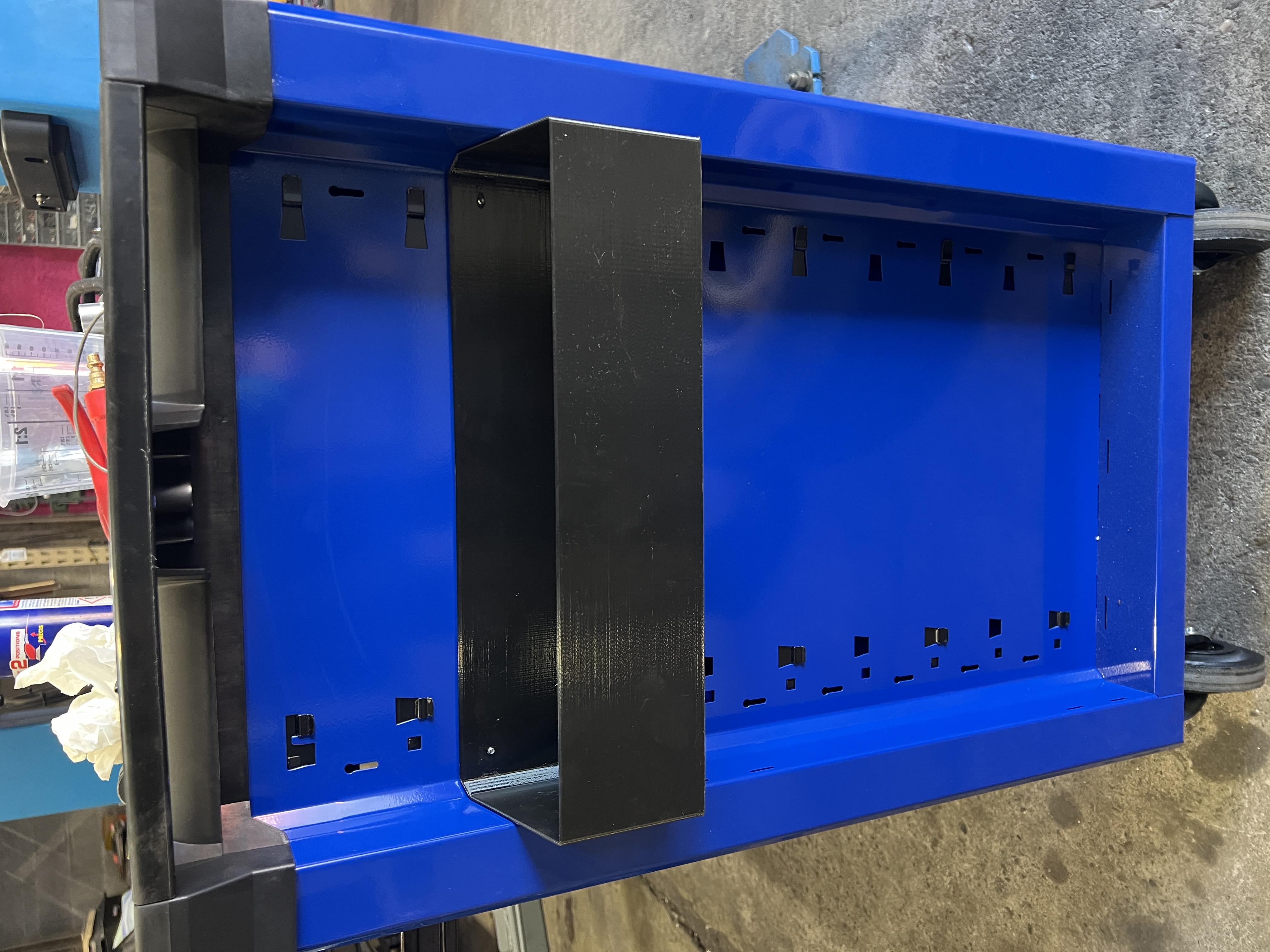Bin For The Side Of The Expert By Facom