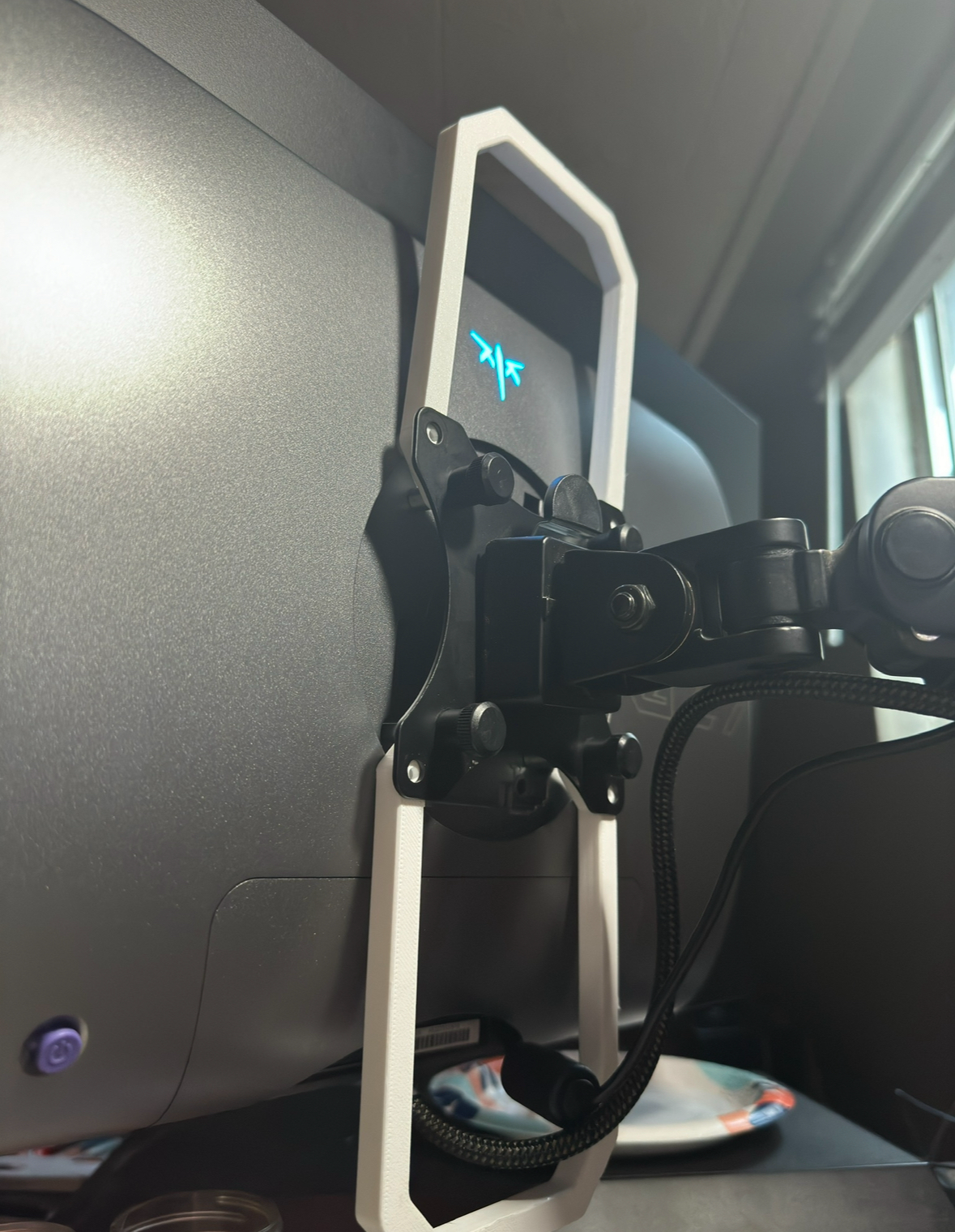 Vesa Monitor adjust handle