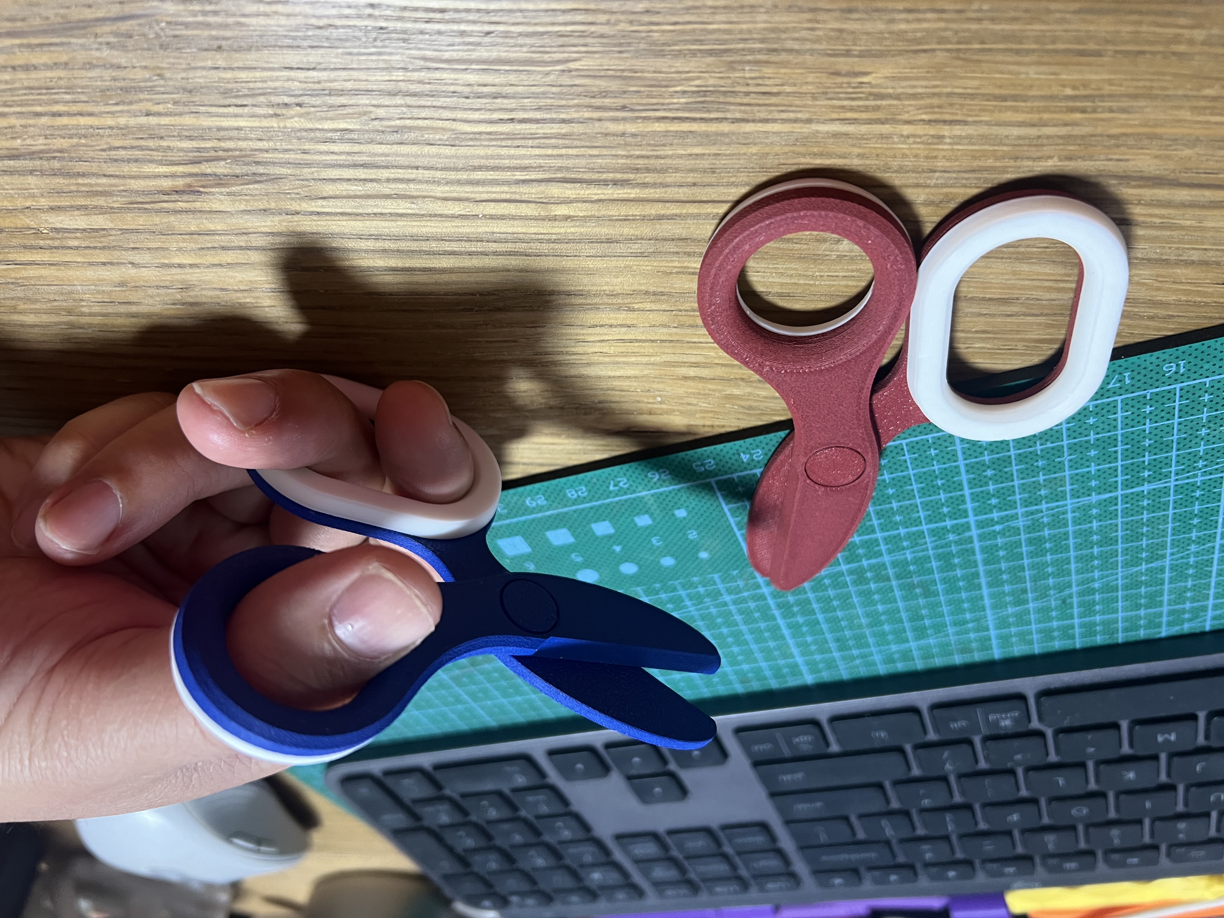 Miniatura 4 do modelo 3D Scissors for Kids 3.0