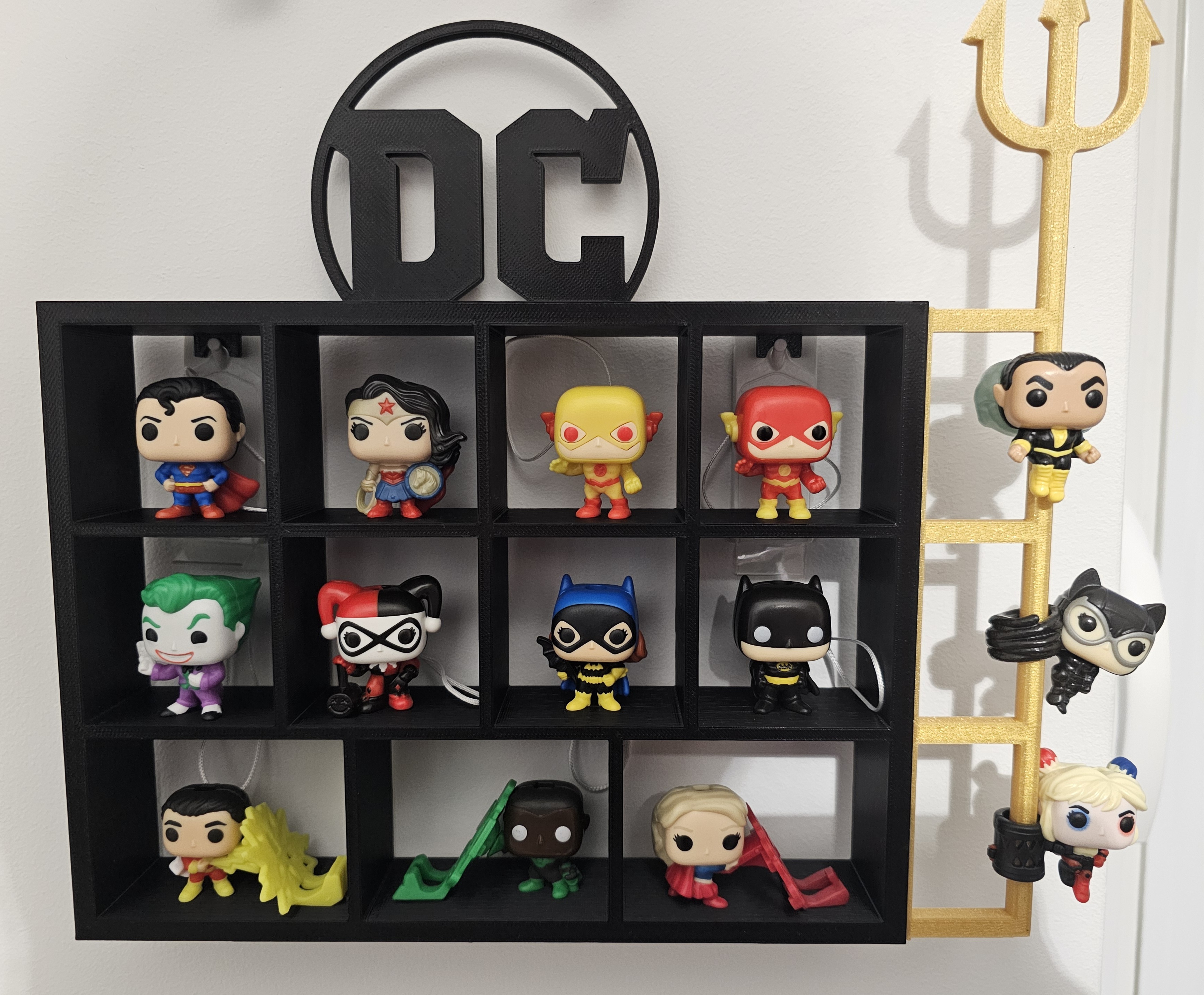 DC shelf (without extra ledges on the bottom) and logo separate (for Prusa i3 MK3S and S+)