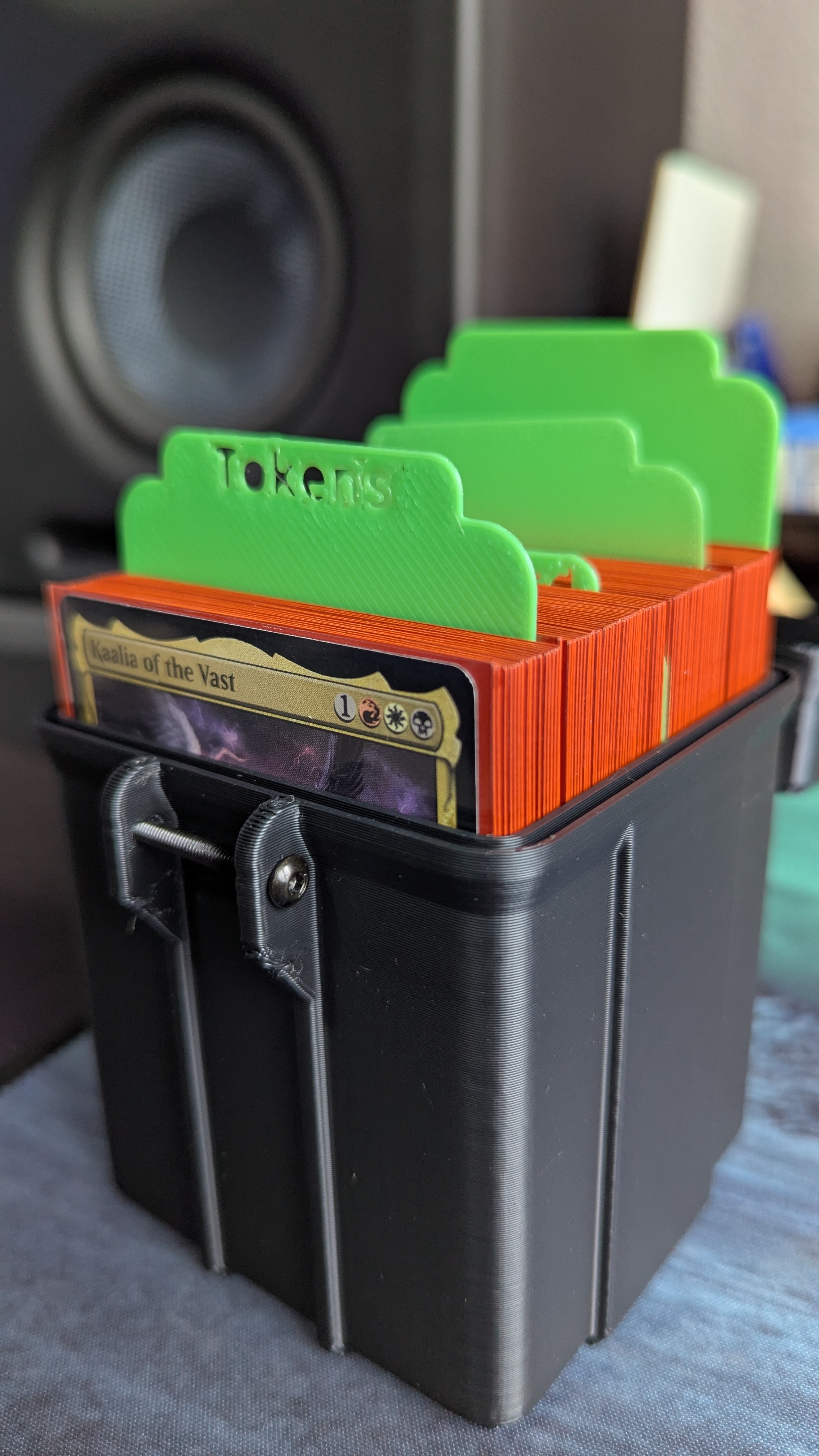 MTG Rugged Deck Box - 100 — miniatura 4