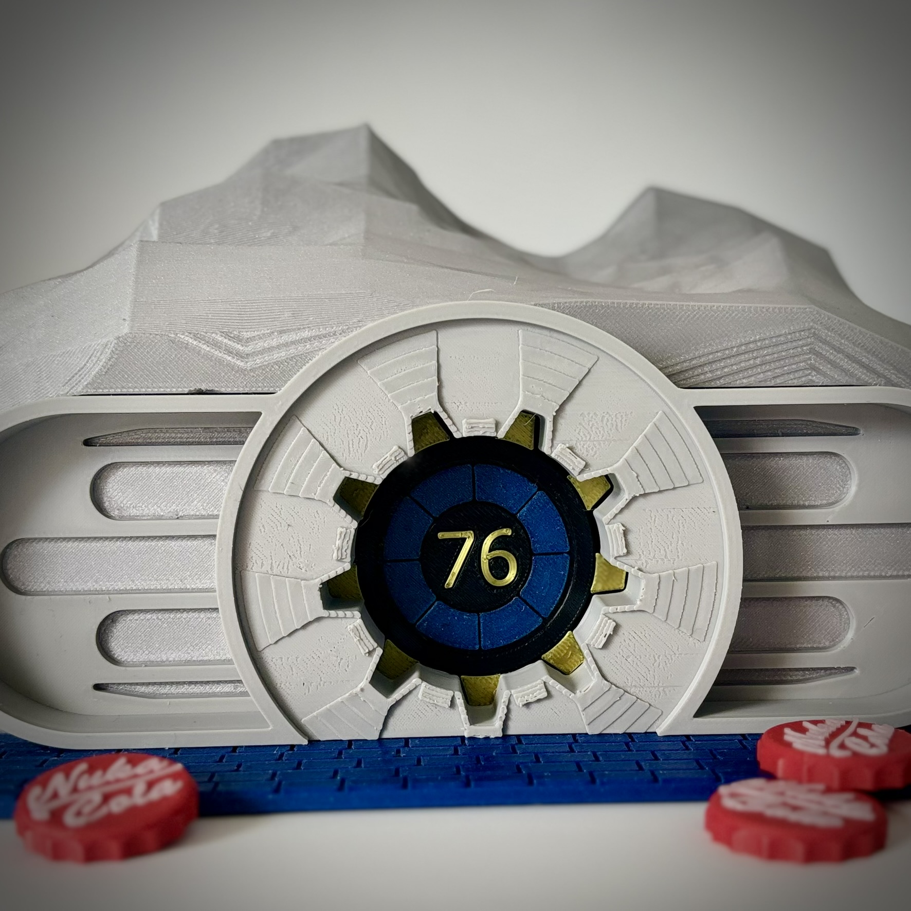 fallout-vault-safe-money-bank-piggy-bank-by-matthew-ghost