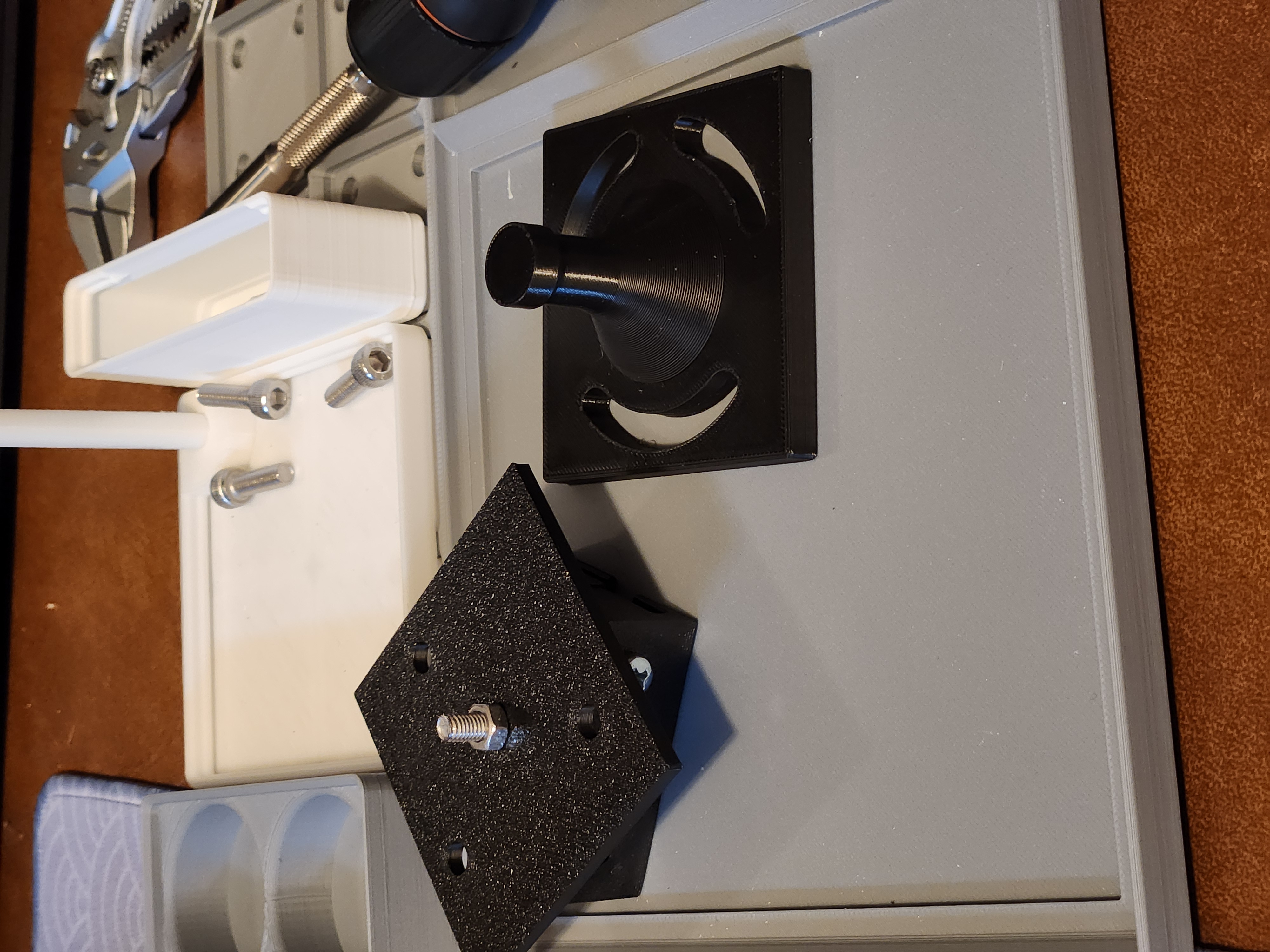 Miniatura 2 do modelo 3D Softbox Ceiling Hanger