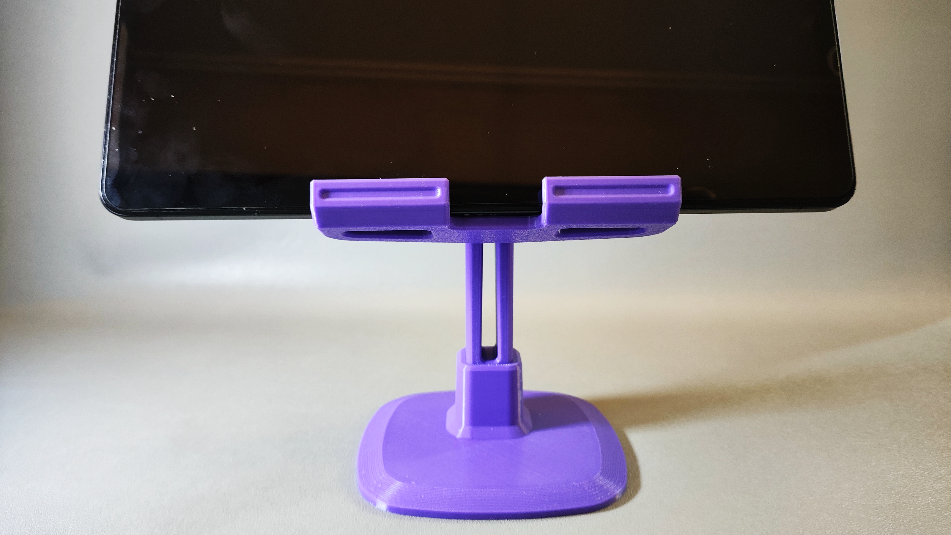 Miniatura 4 do modelo 3D Adjustable Tablet Stand 2