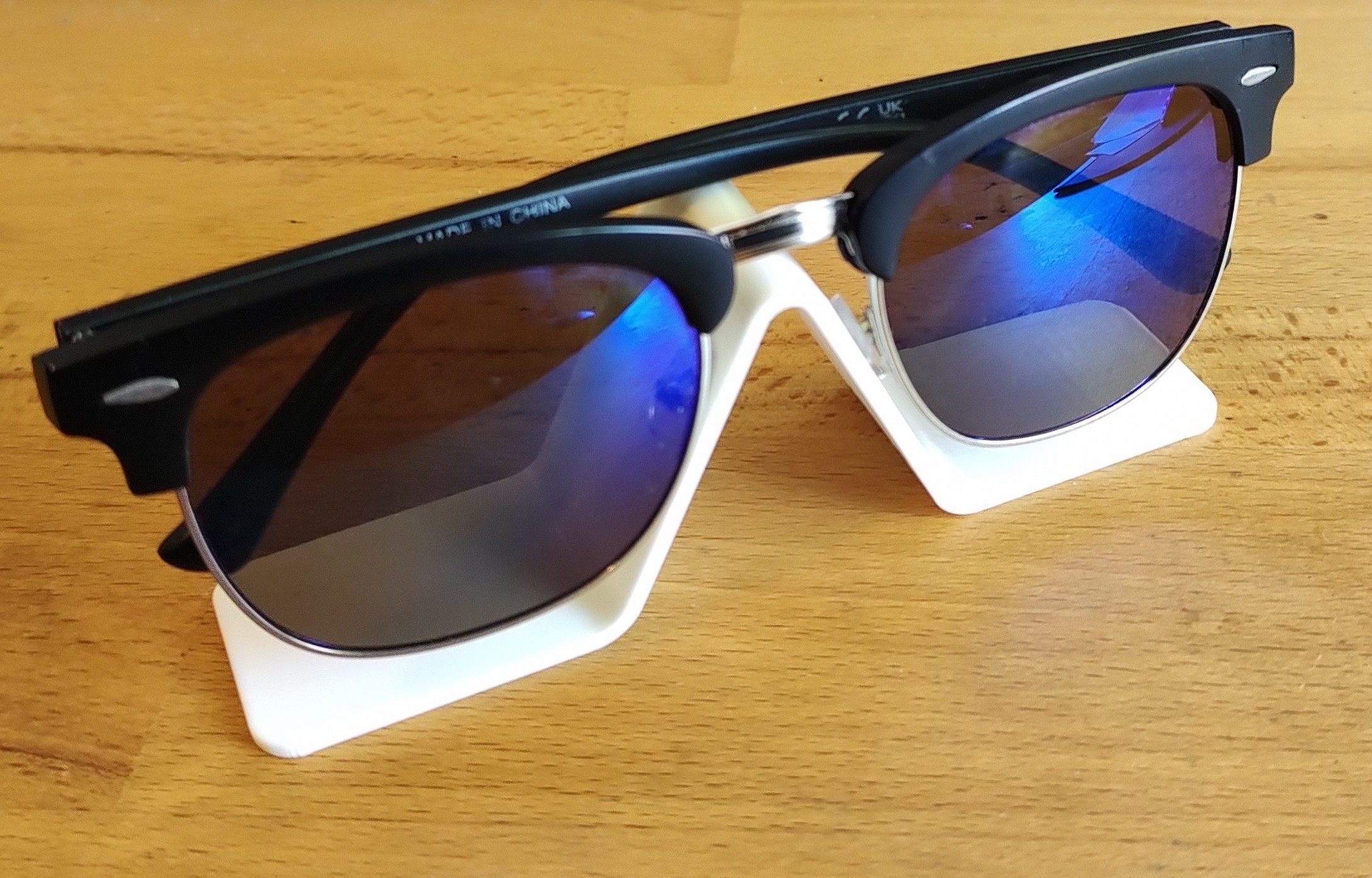 Glasses Stand