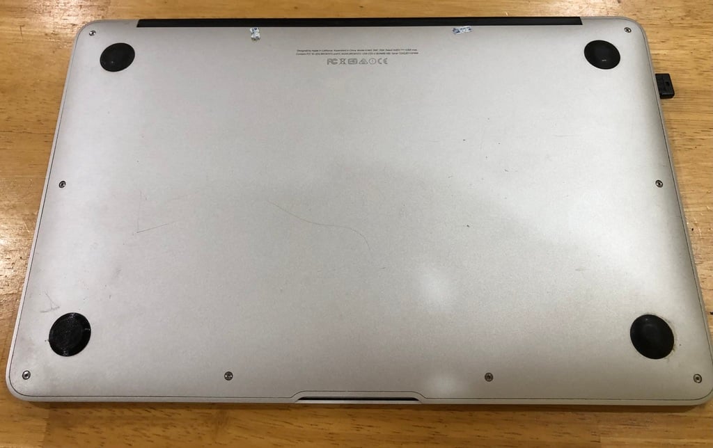 MacBook Air Feet