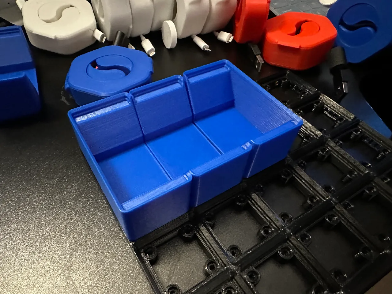 Extendable Gridfinity Trays for Portable Cable Organizer / Winder by ...