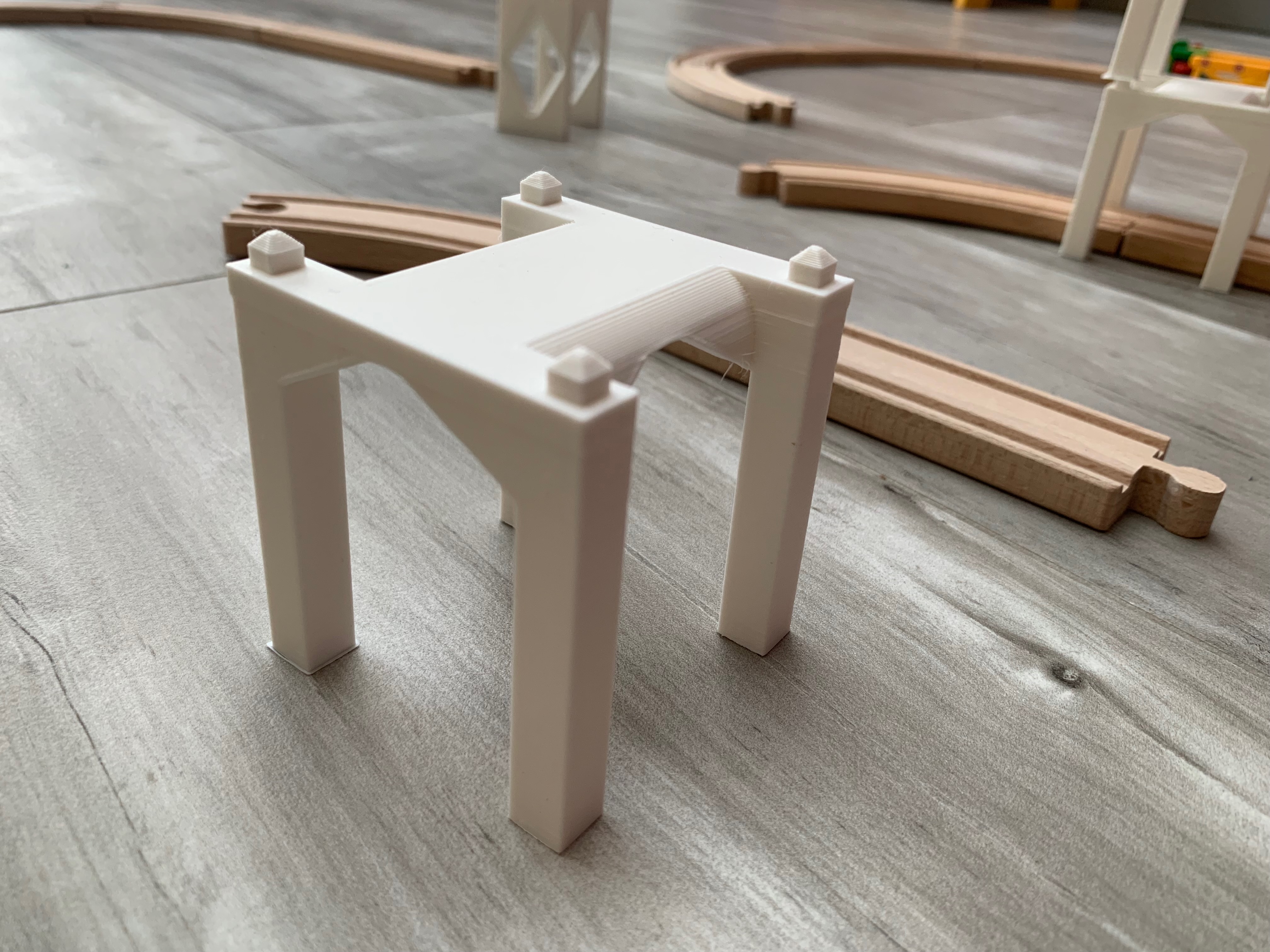 Miniatura 3 do modelo 3D Stackable wooden train bridge