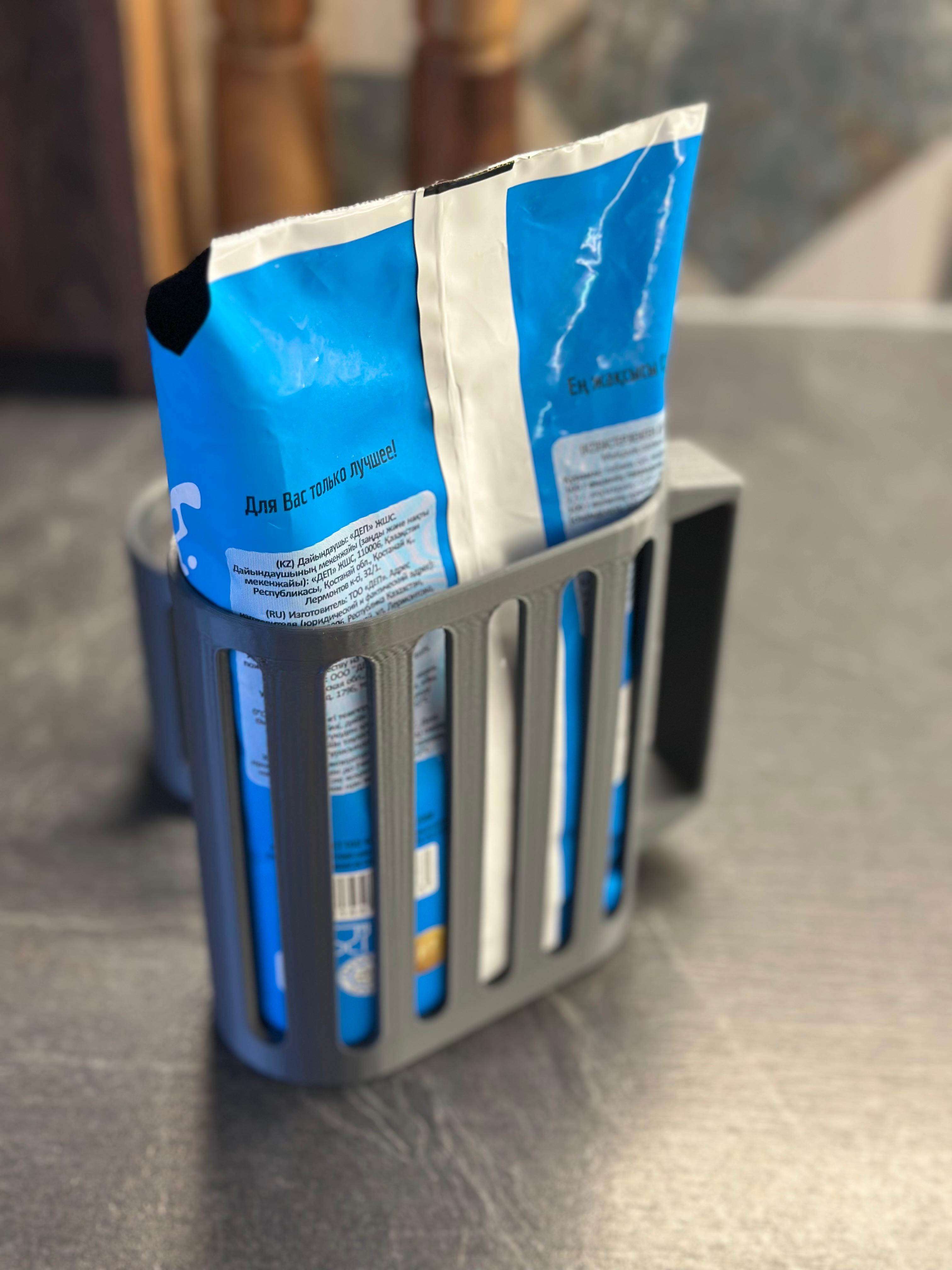 Juice or milk package holder (1 litre) / Держатель пакета молока или сока