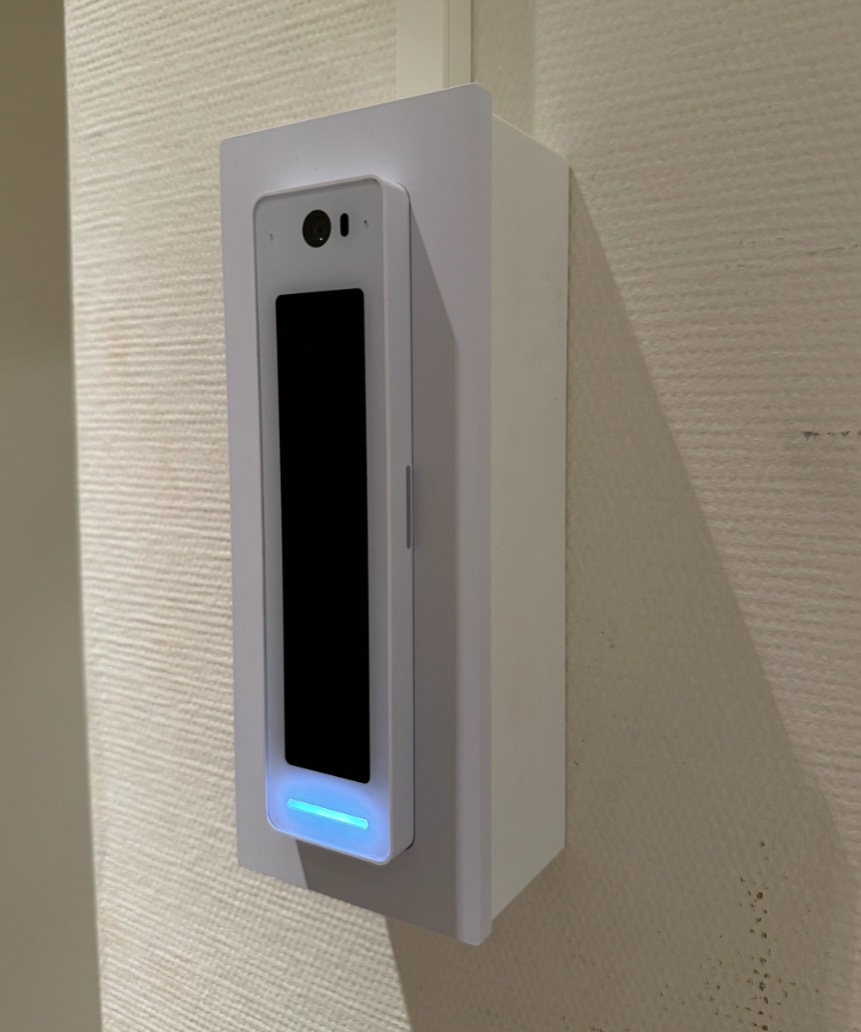 UniFi UA-G2-Pro Wall Adapter