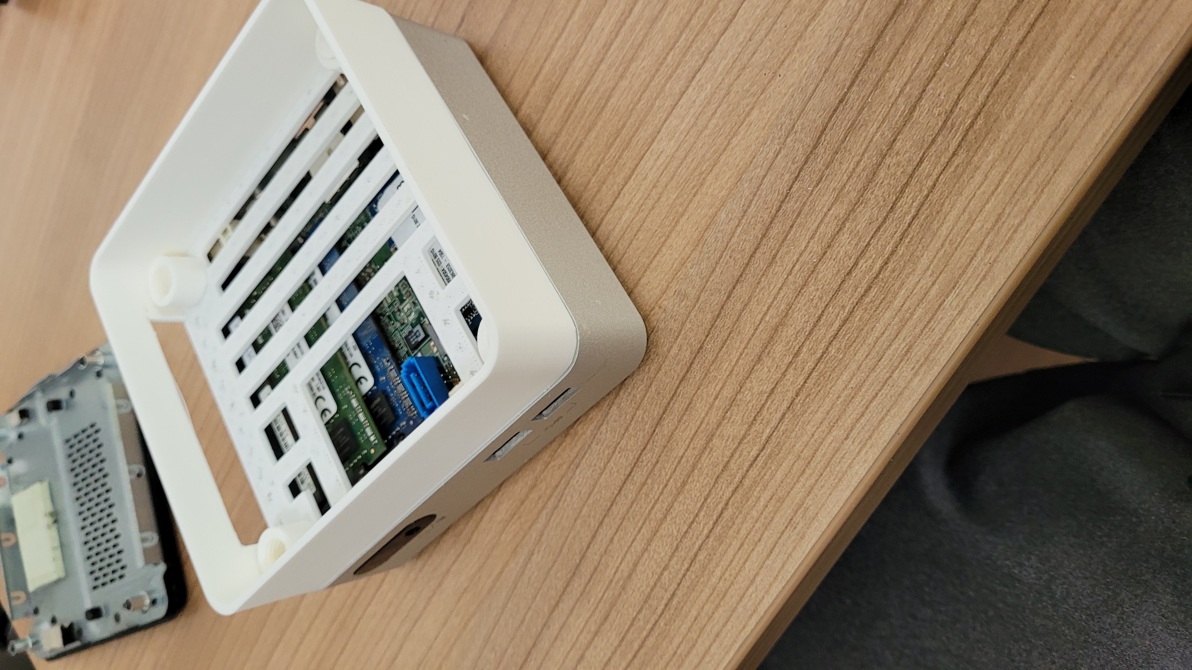 Intel Nuc Case Extension