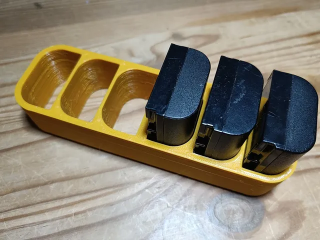 LP-E6 battery insert for remixed box