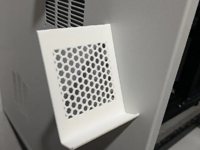 Magnetically mounted Phone holder