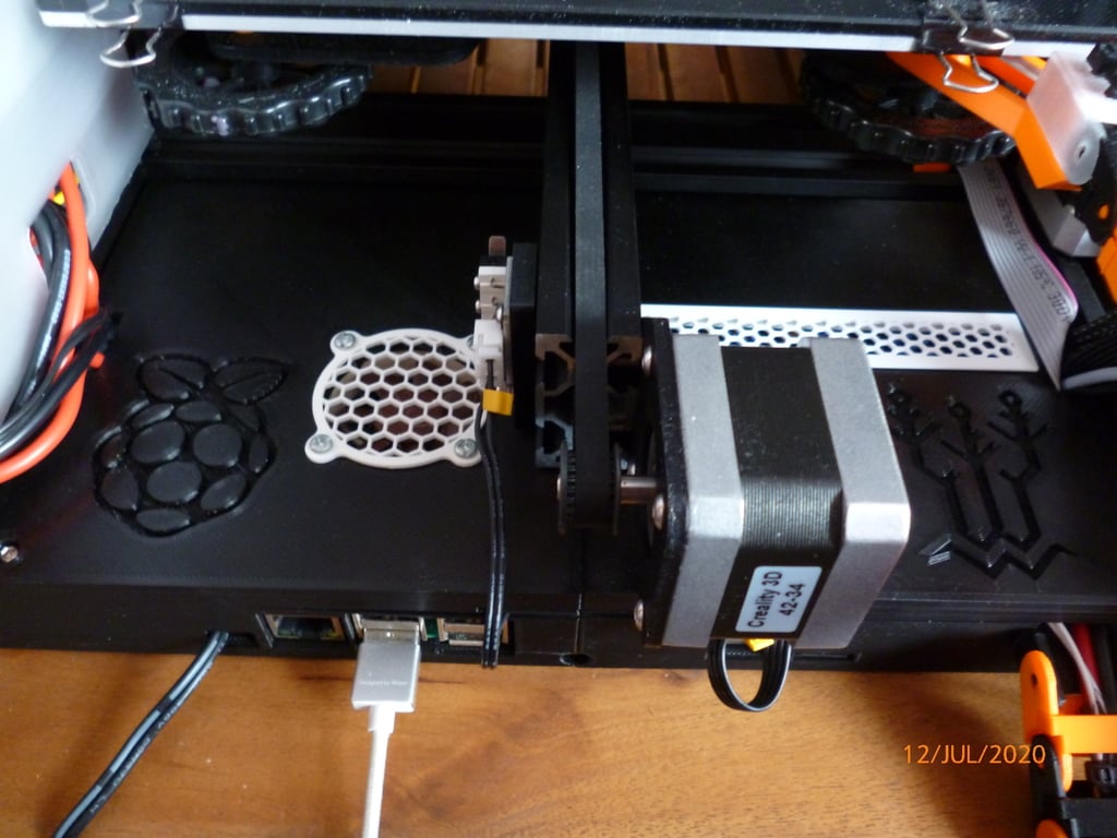 Lids with logos for SKR Case Ender 3 and Ender 3 Pro by Mvieleers