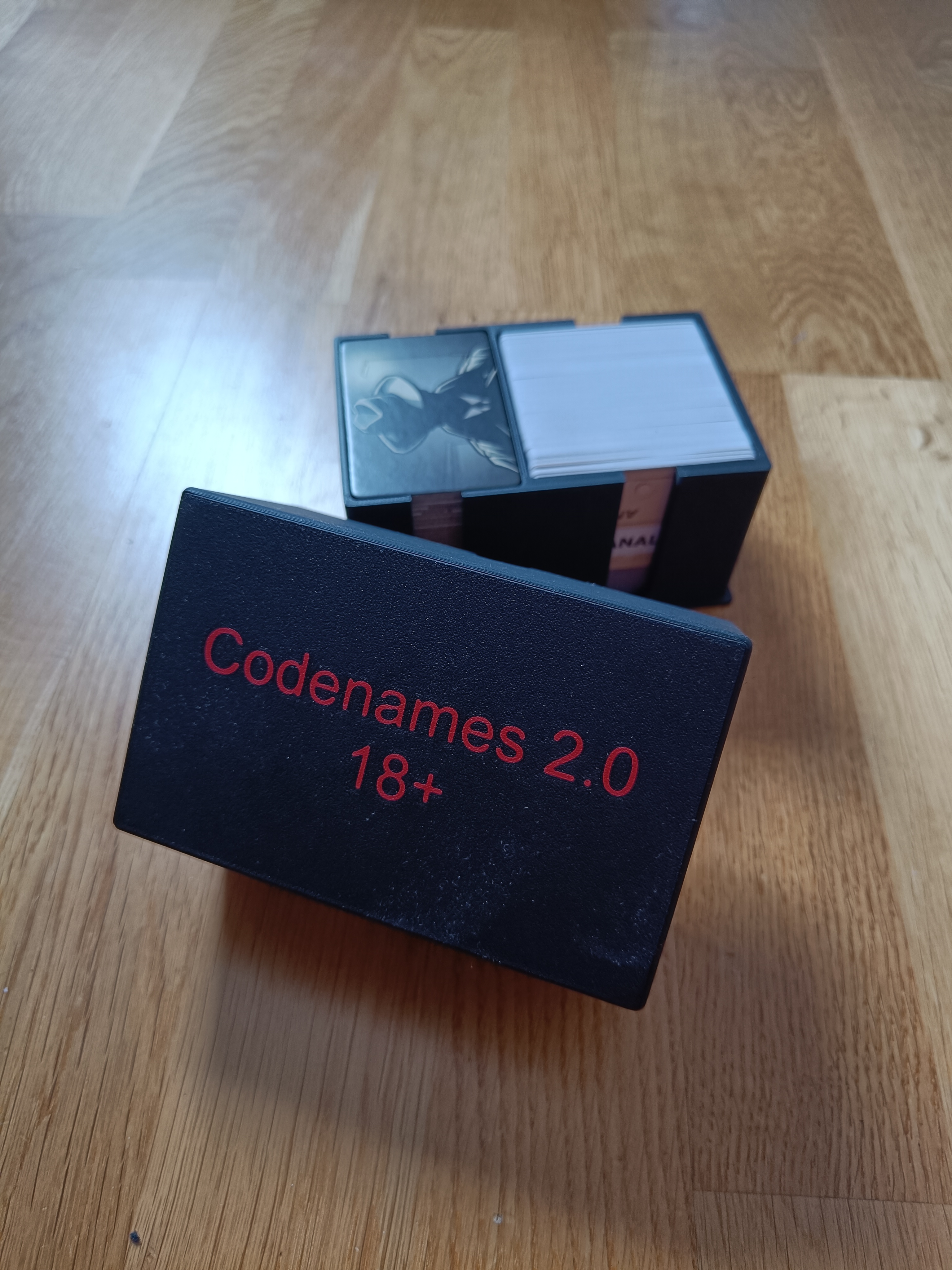 Codenames 2.0 compact box