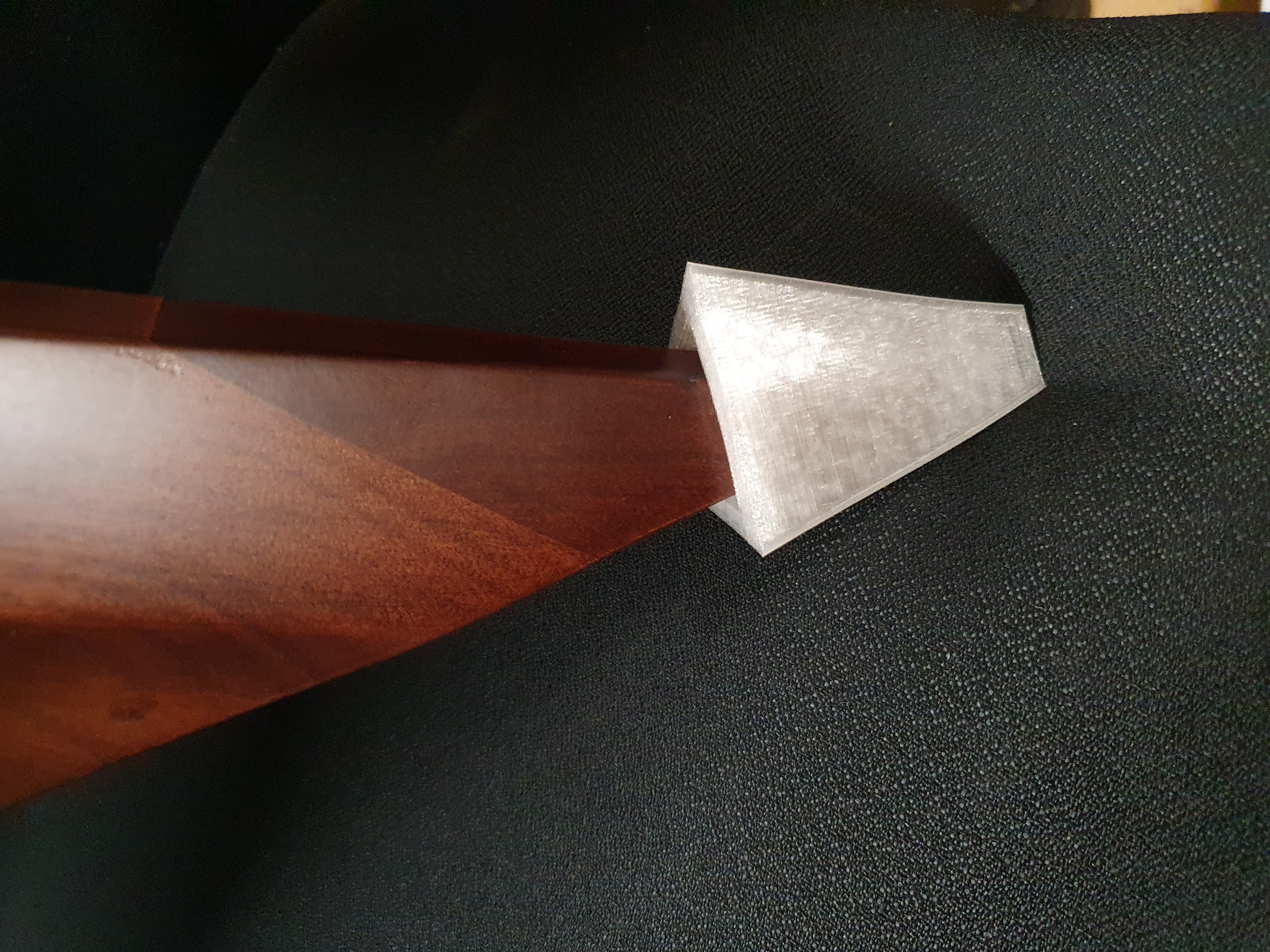 Flying V guitar end tips protection