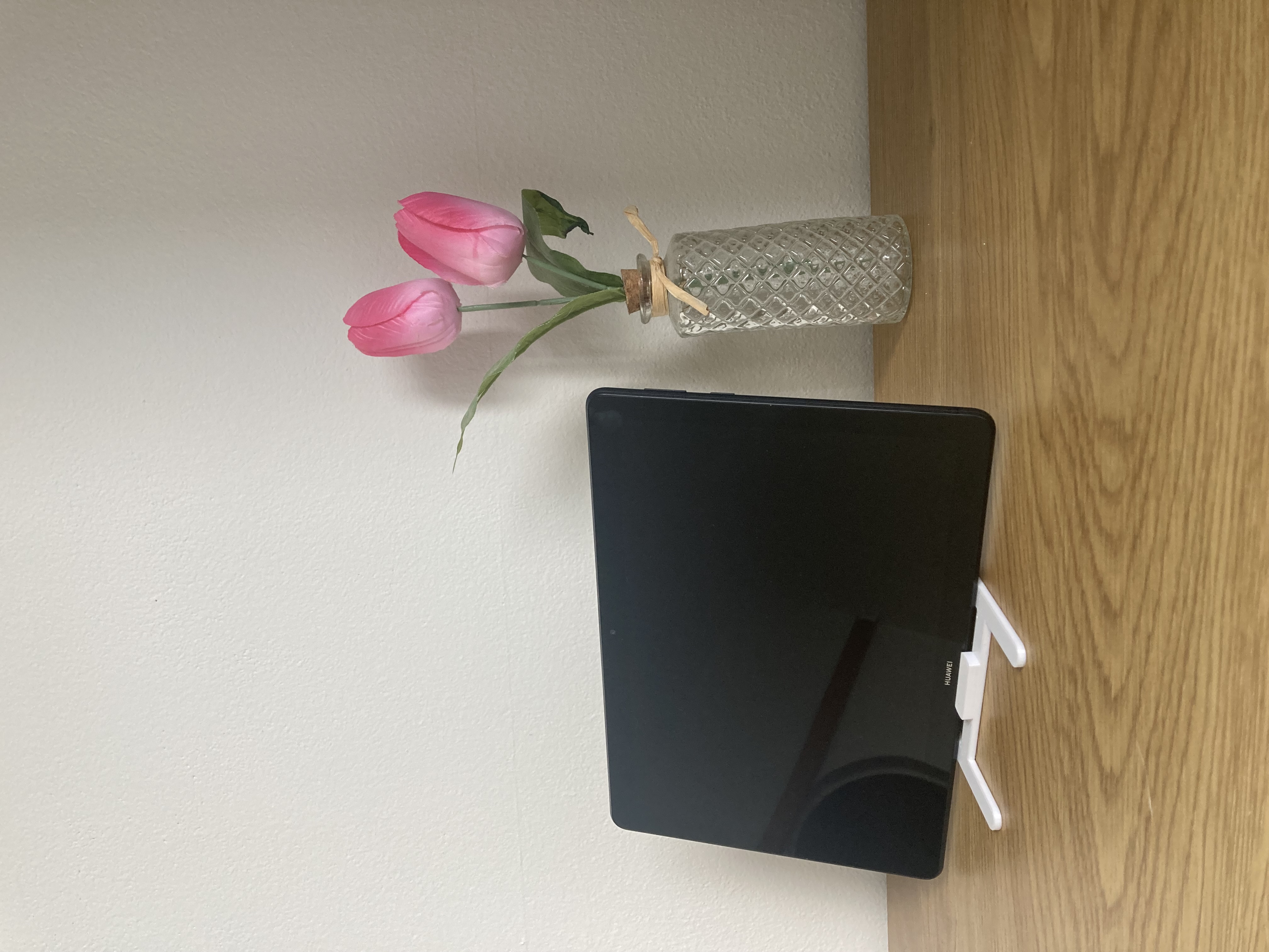 Phone stand