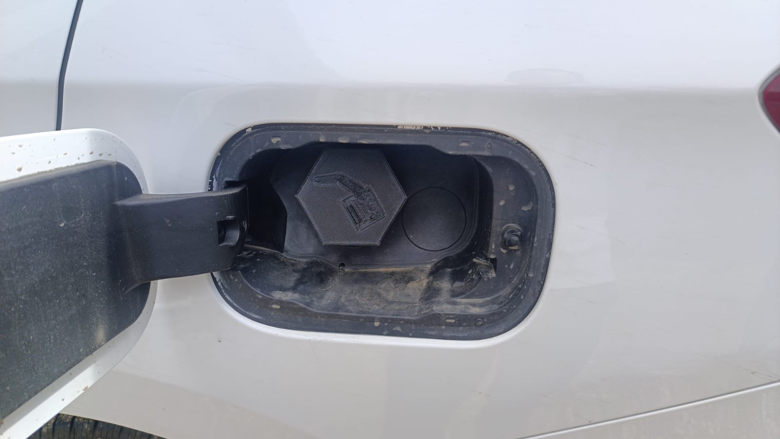 Gas tank cap Chevrolet Equinox 3 2021
