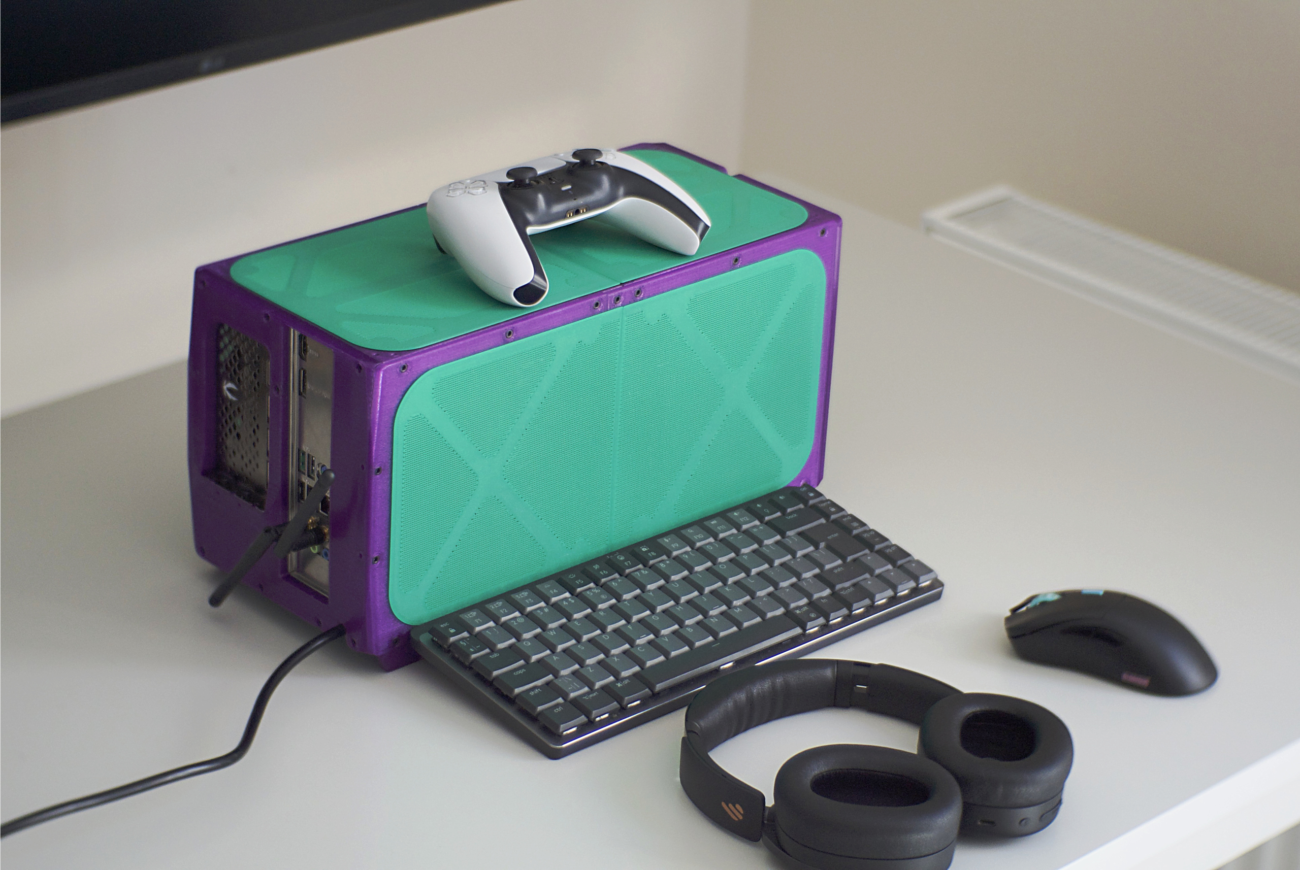 Miniatura 14 do modelo 3D CATBOX ITX PC Case