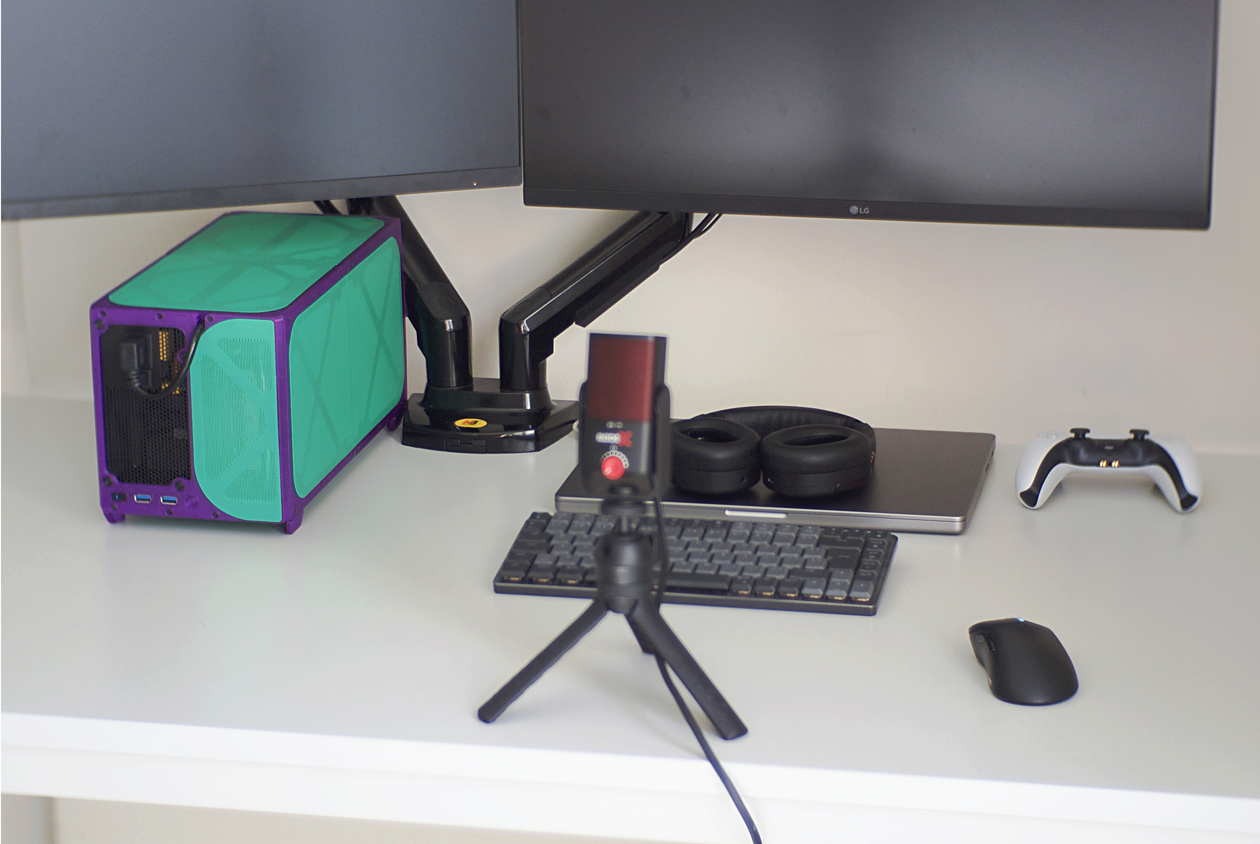 Miniatura 3 do modelo 3D CATBOX ITX PC Case