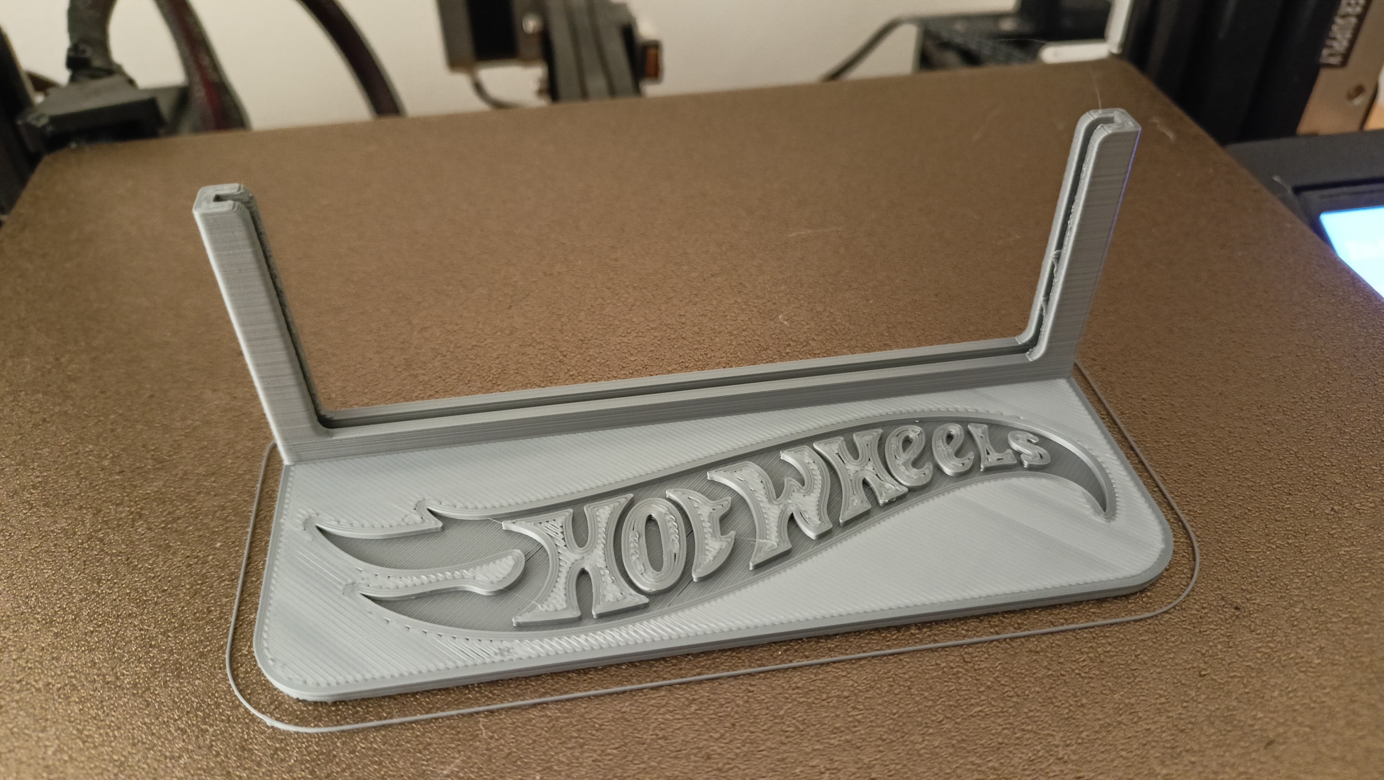 HotWheels stand 109mm — miniatura 2