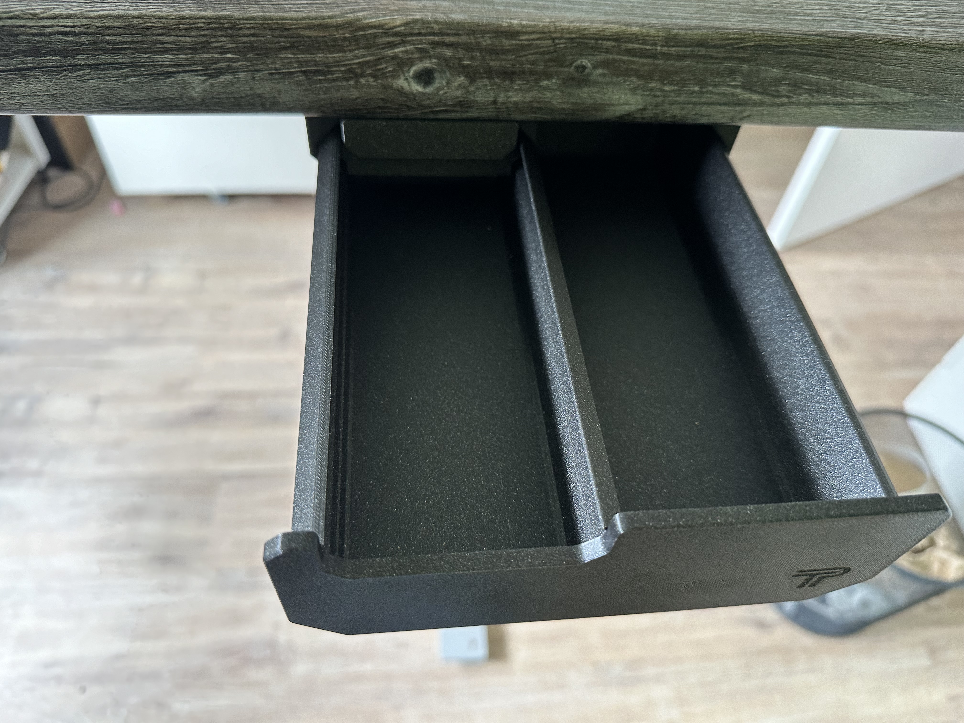 Miniatura 3 do modelo 3D Underdesk under table drawer empty remix