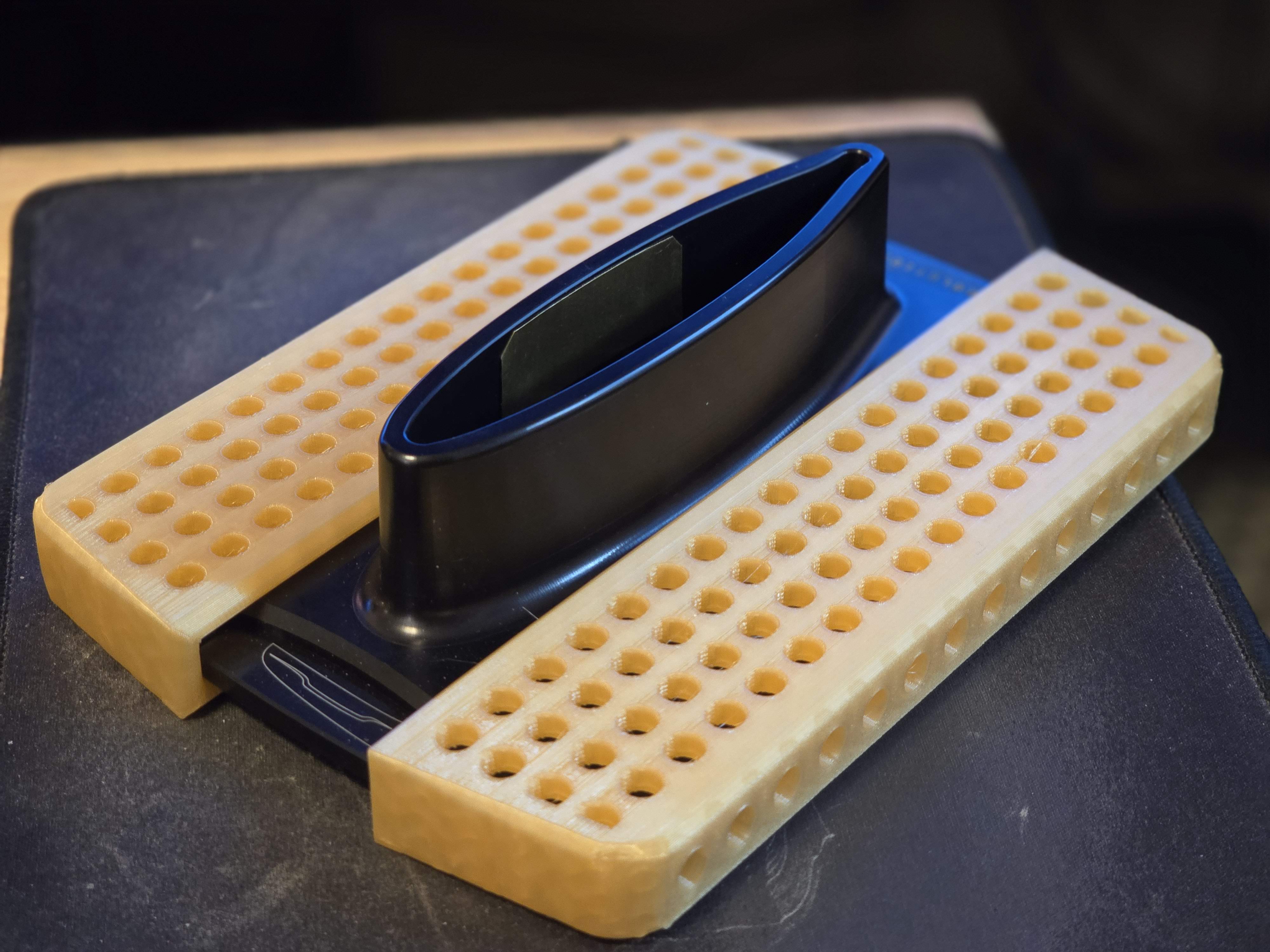 Cedrus Evolution Hydrofoil Mast Plate Protective Bumper