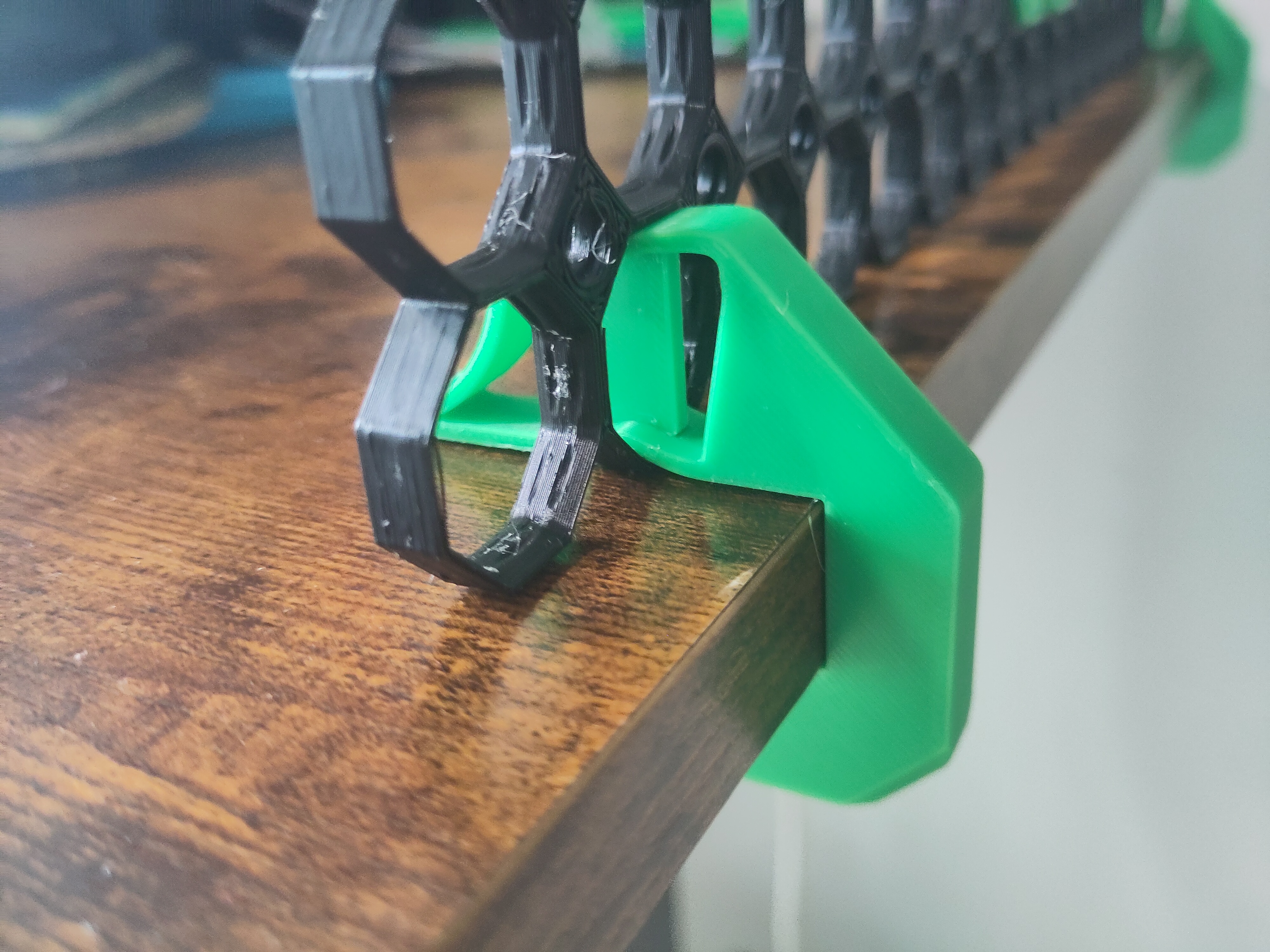 Multiboard Free-Standing Foot with Single Desk/Table Clamp