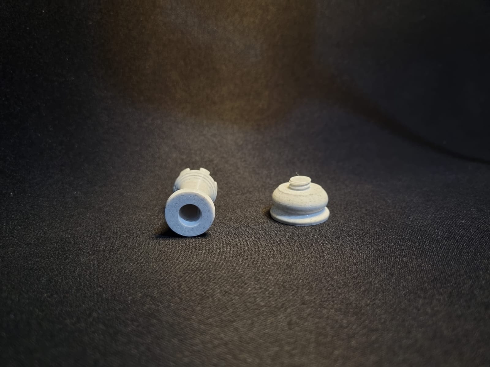 Simple chess rook with threading