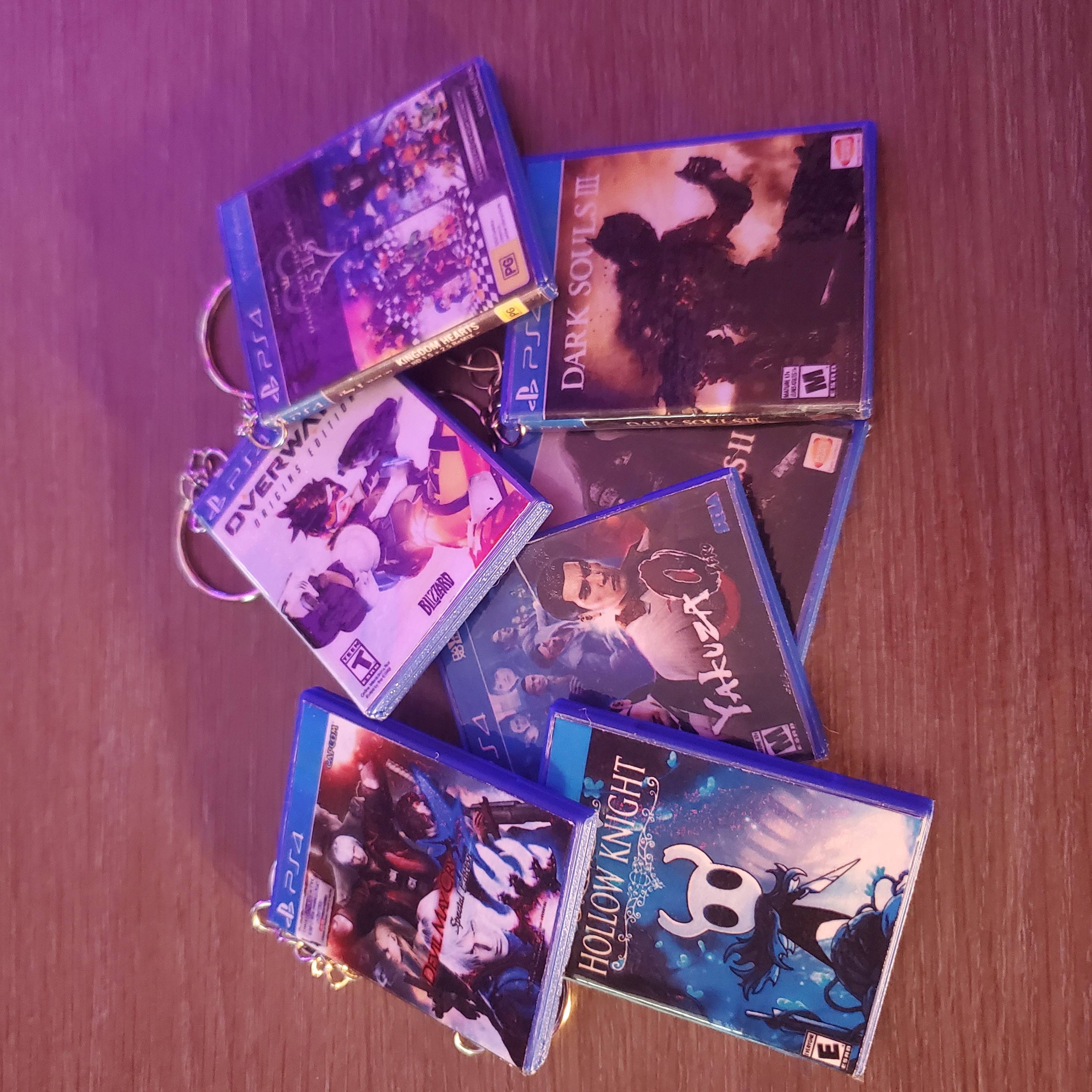 Ps4 Mini Game Case Keychain