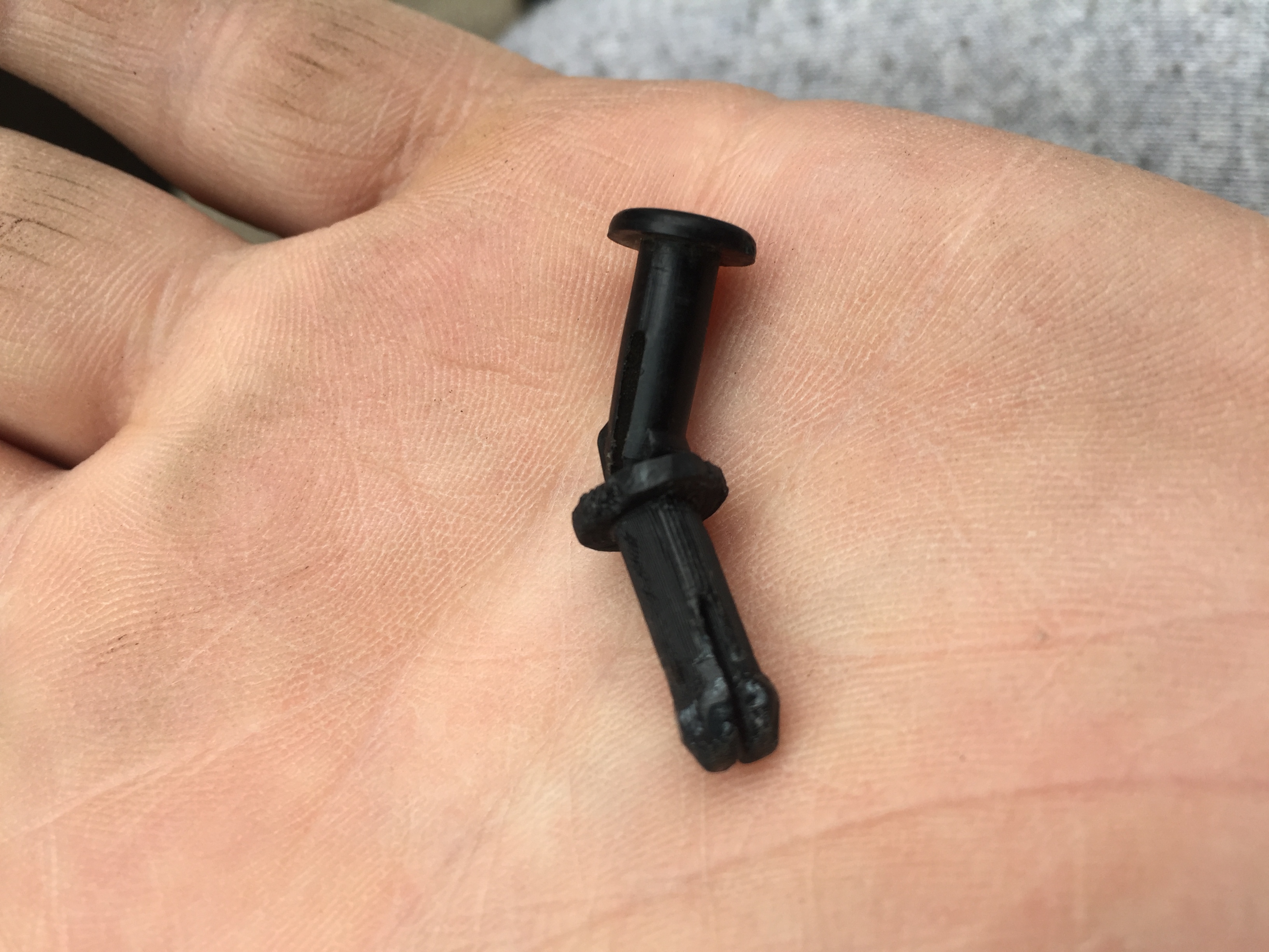 Bmw E30\E28\E21 glove box damper pin (OEM 51 16 1 828 956) by