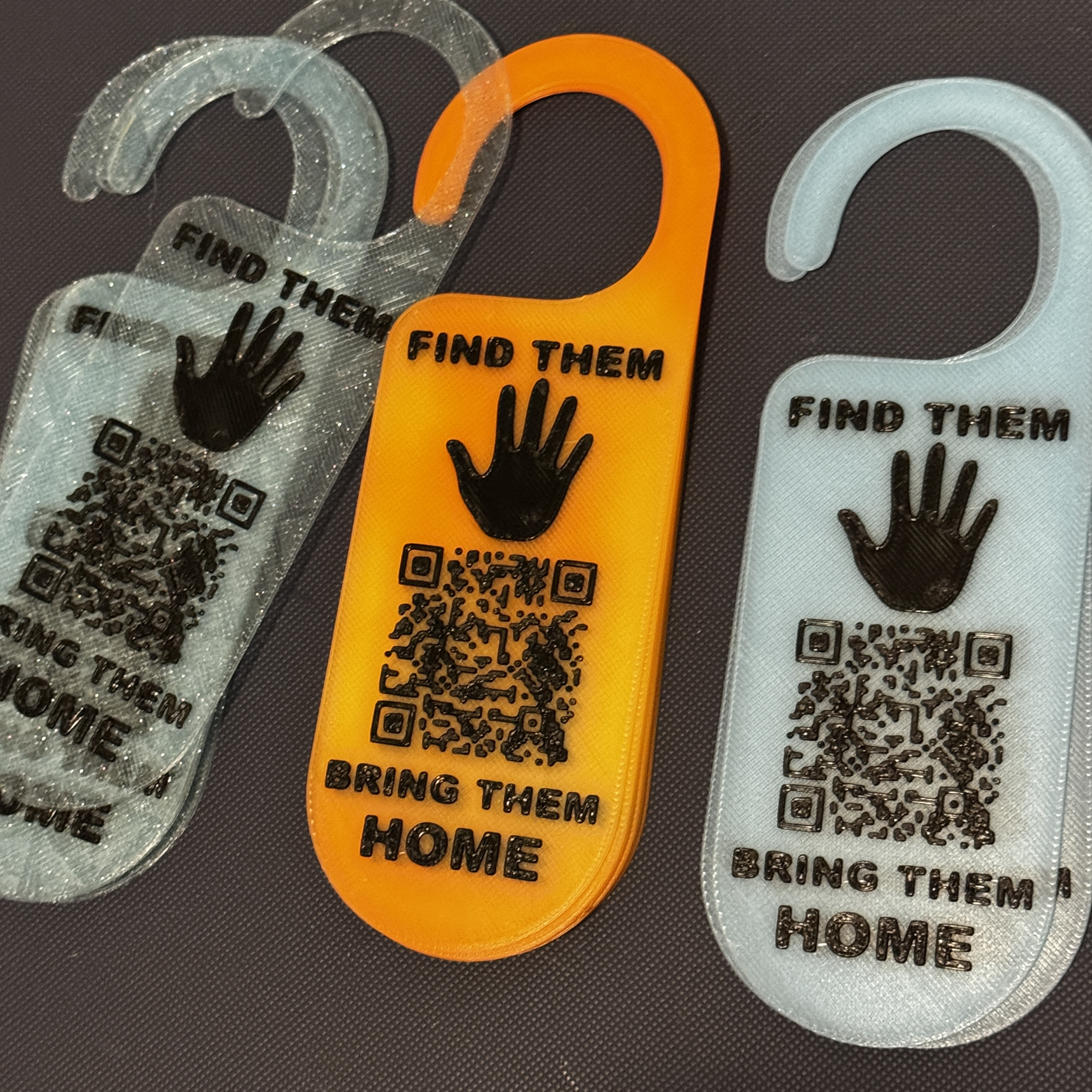 MMIW - MMIP - MMIR | QR door-sign hanger