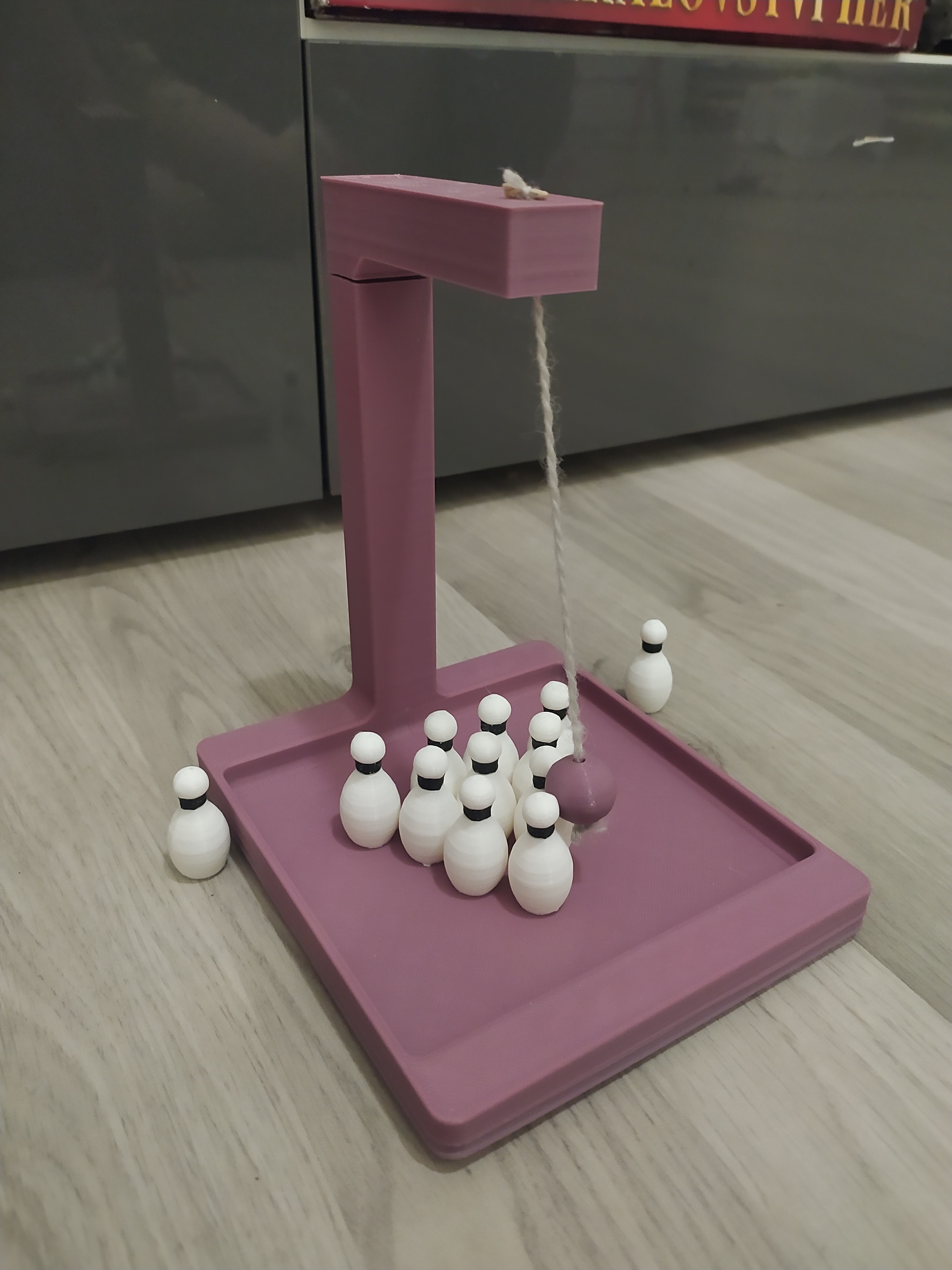 Miniatura 2 do modelo 3D Tabletop bowling game